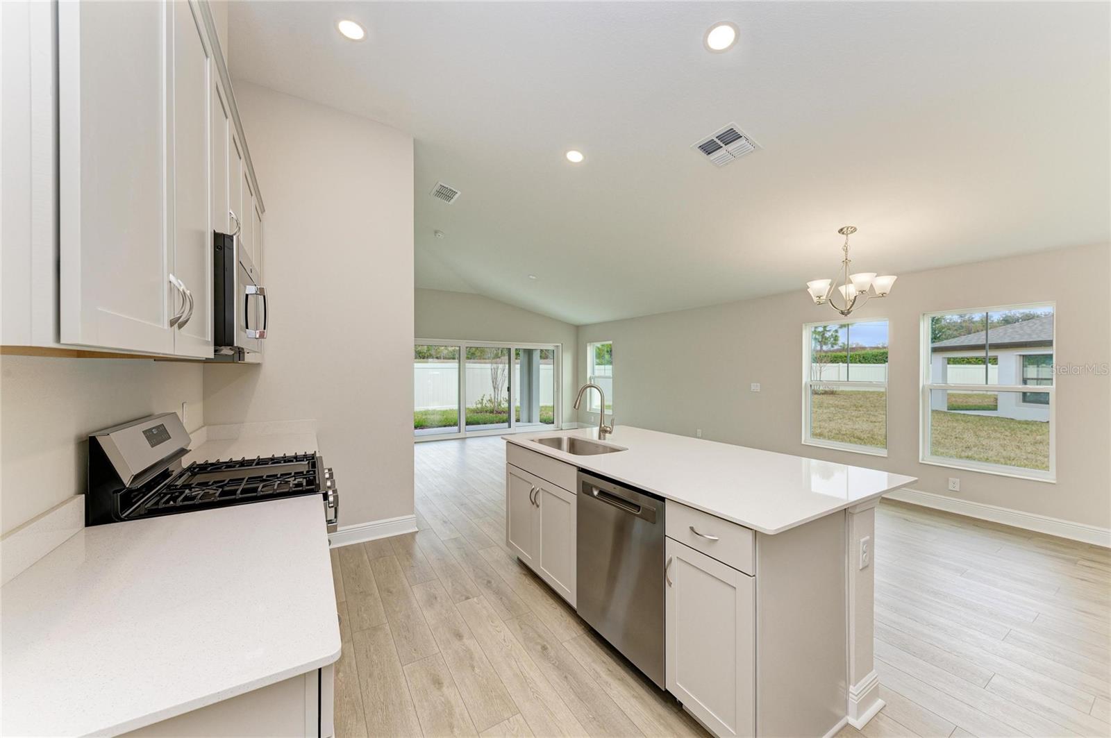 Image 13 of 29 For 12342 Oak Hill Way