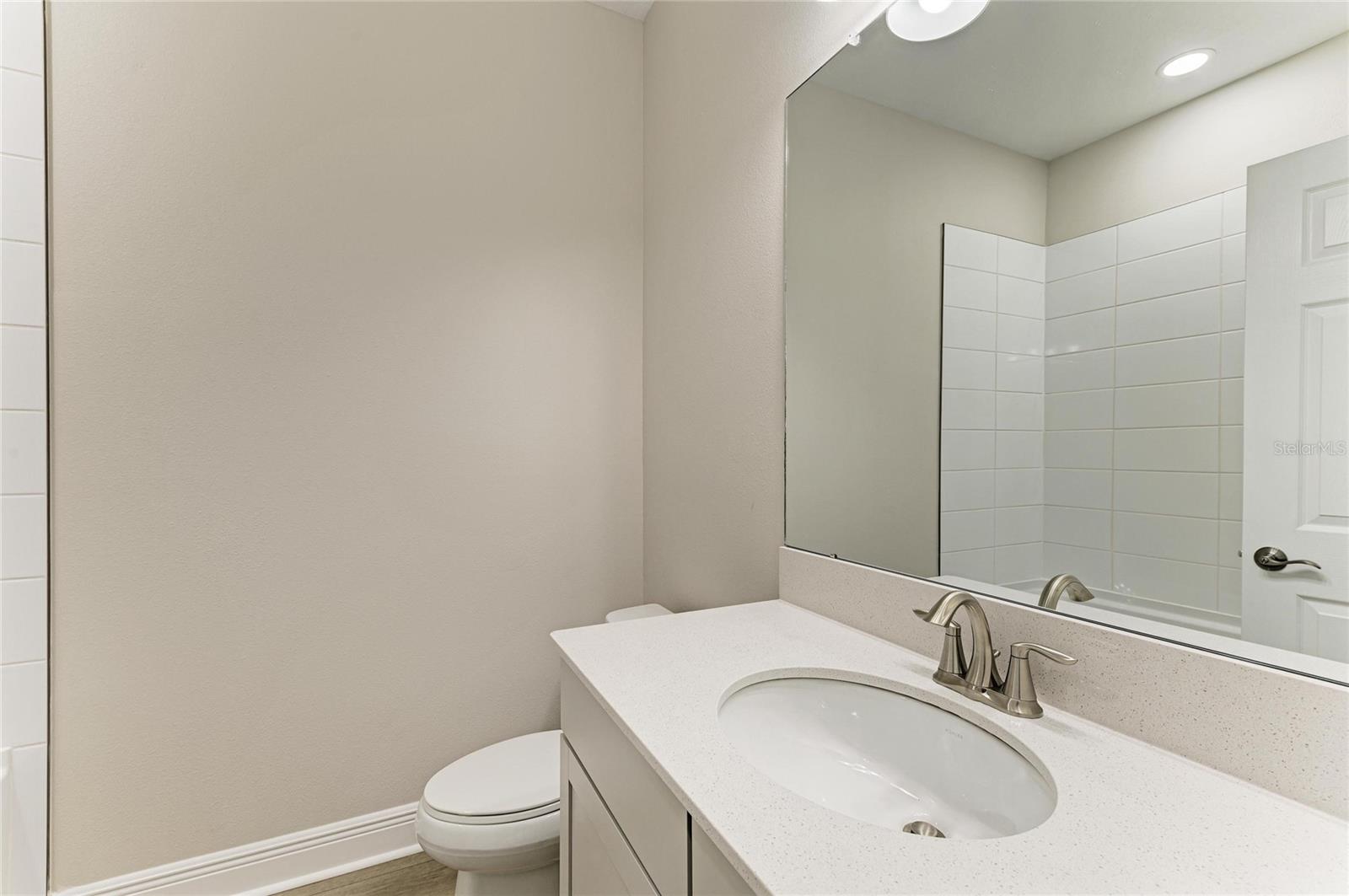 Image 22 of 29 For 12342 Oak Hill Way