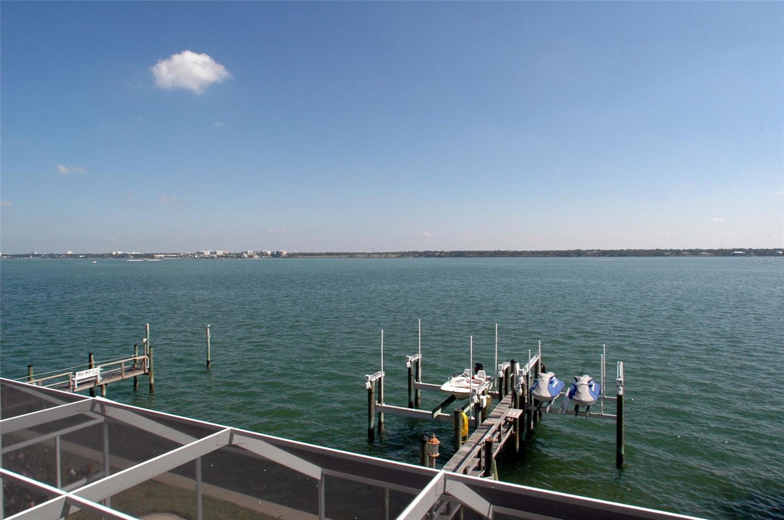 Image 11 of 21 For 202 Sand Key Estates Drive