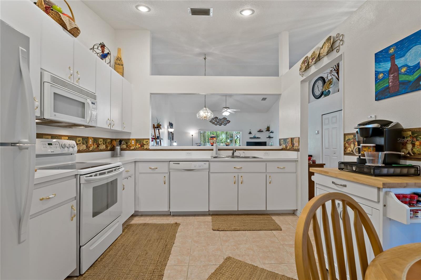 Image 10 of 46 For 34738 Double Eagle Court