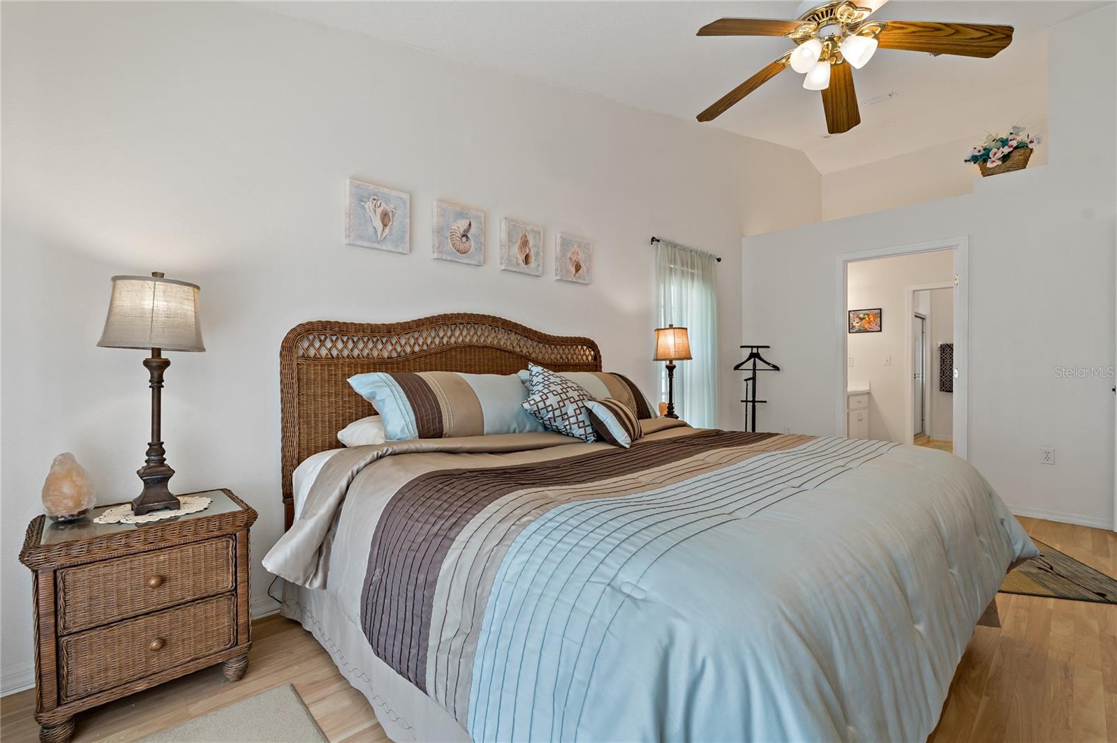 Image 15 of 46 For 34738 Double Eagle Court