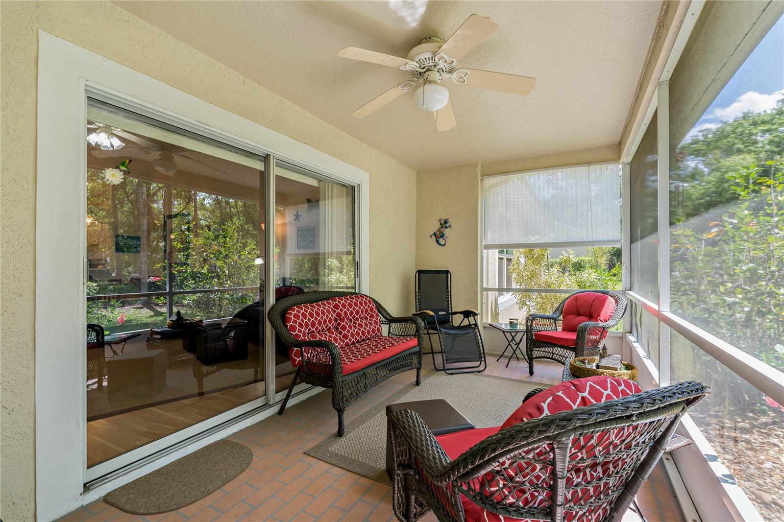 Image 22 of 46 For 34738 Double Eagle Court