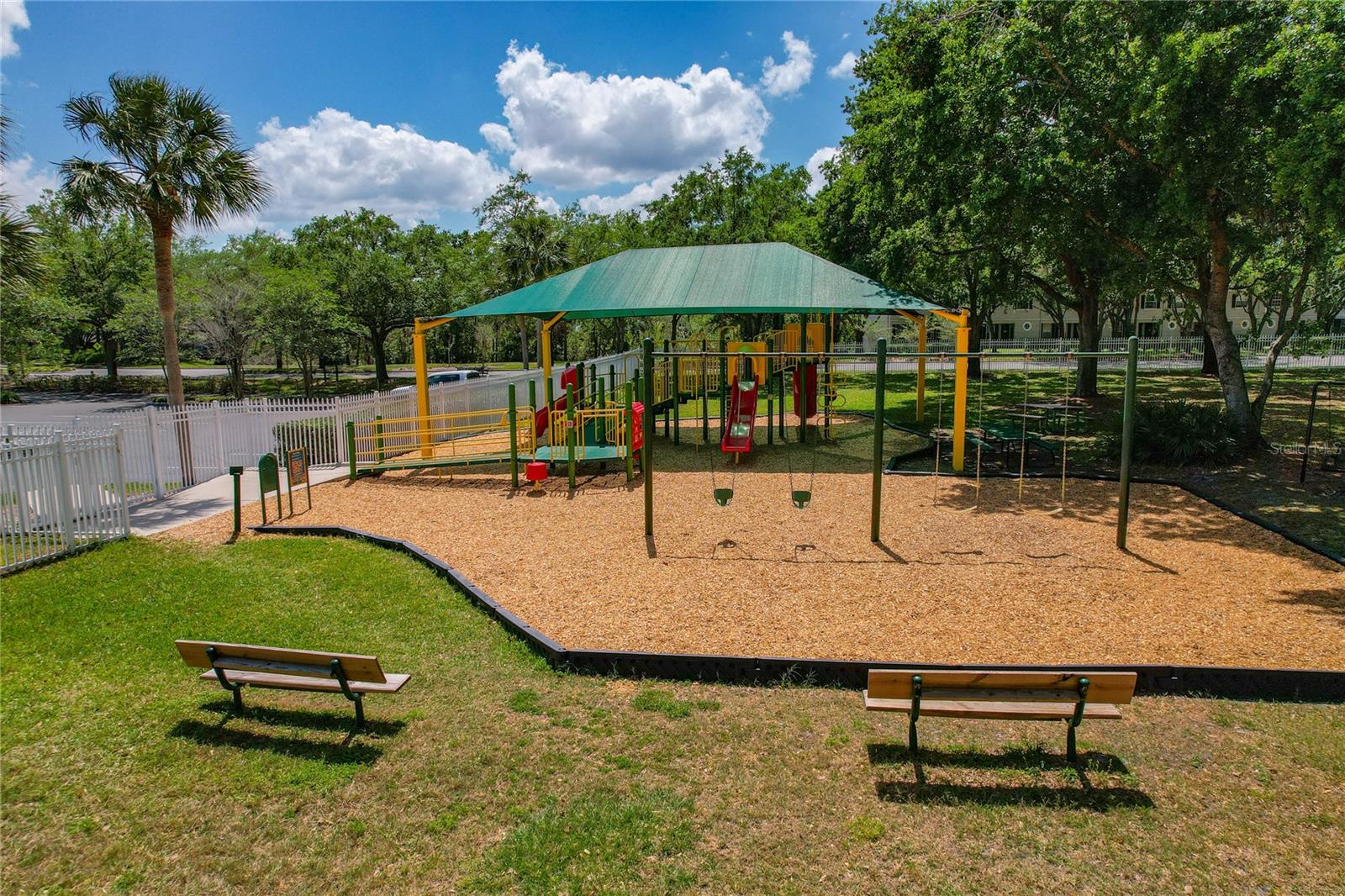 Image 34 of 46 For 34738 Double Eagle Court