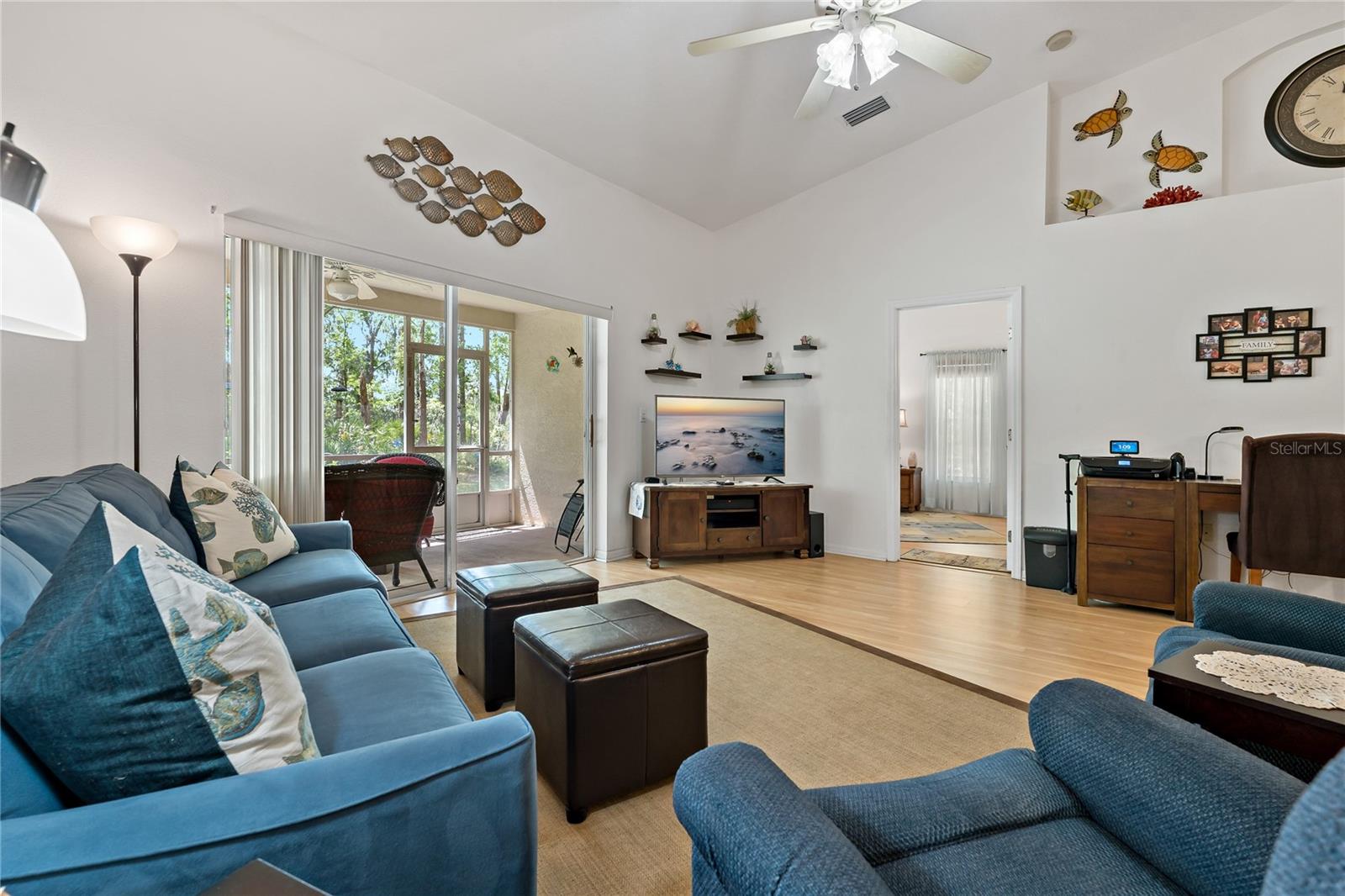 Image 6 of 46 For 34738 Double Eagle Court