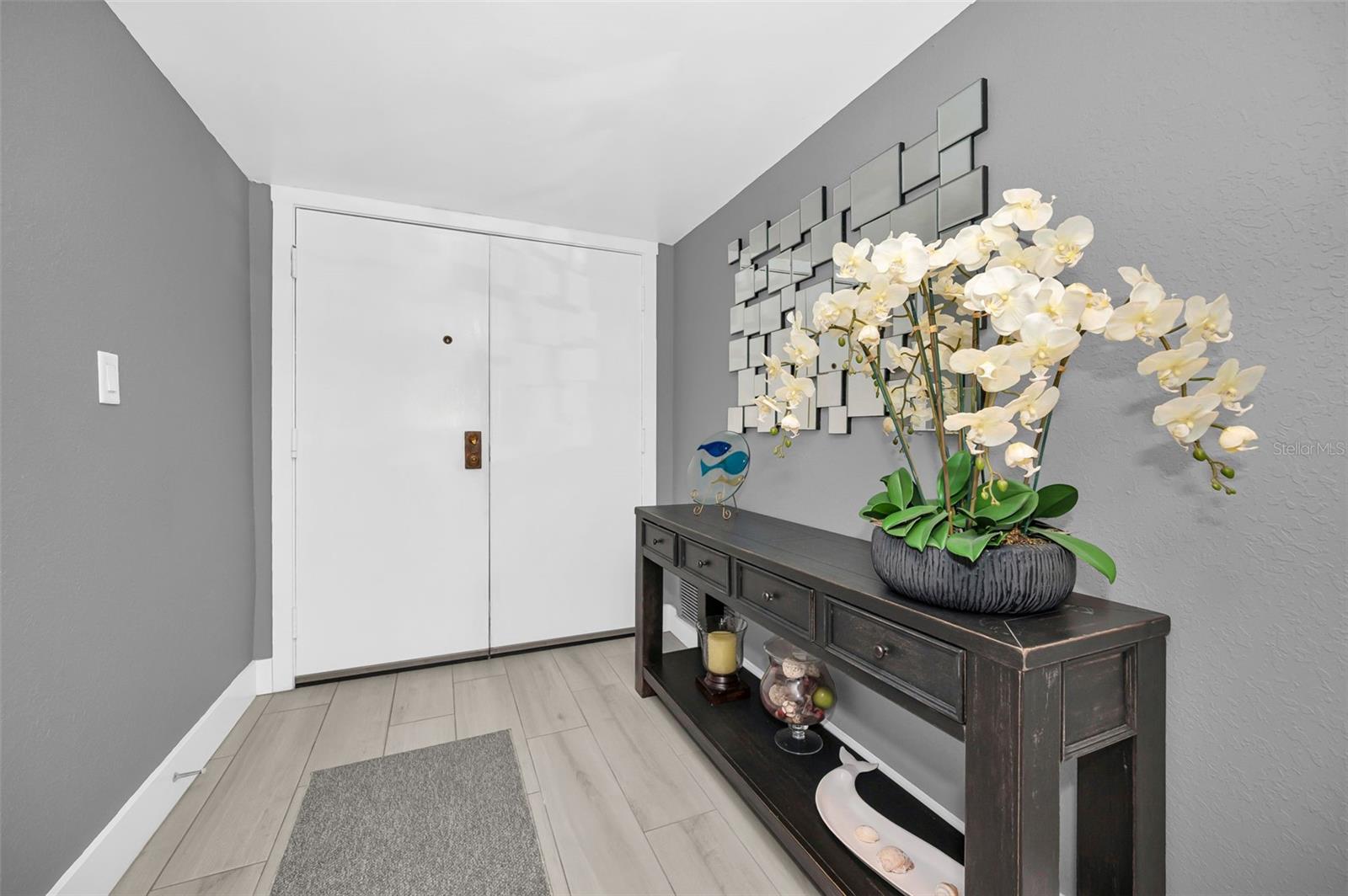 Image 11 of 79 For 1460 Gulf Boulevard 506