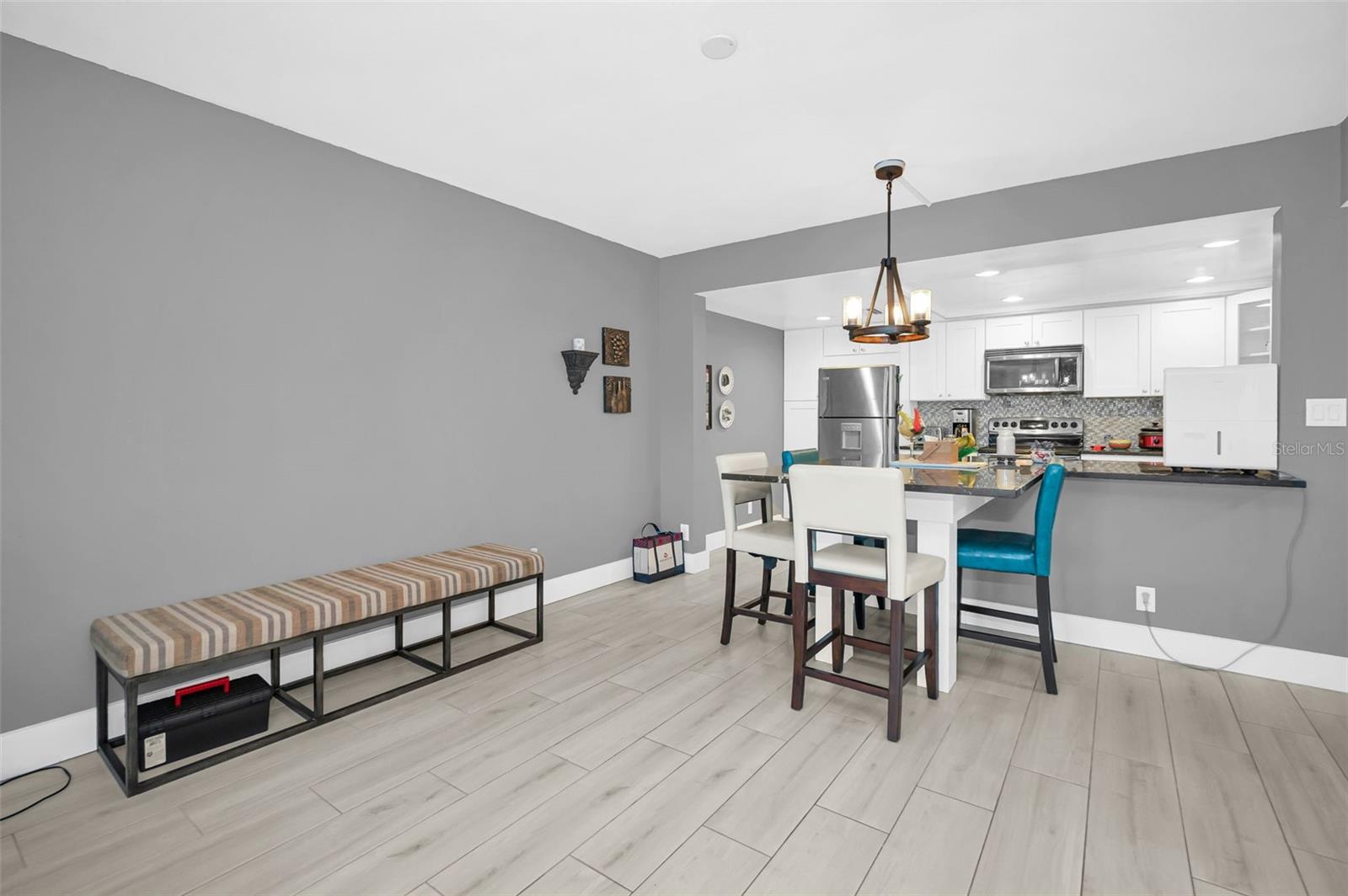 Image 16 of 79 For 1460 Gulf Boulevard 506