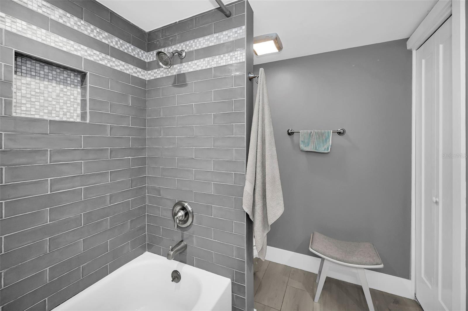 Image 28 of 79 For 1460 Gulf Boulevard 506