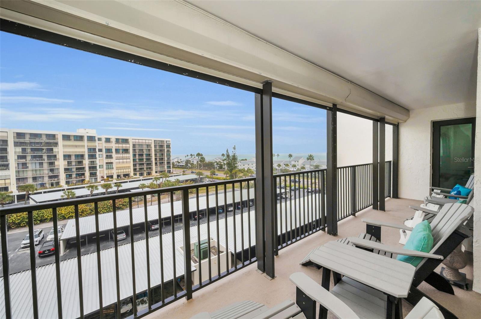 Image 5 of 79 For 1460 Gulf Boulevard 506