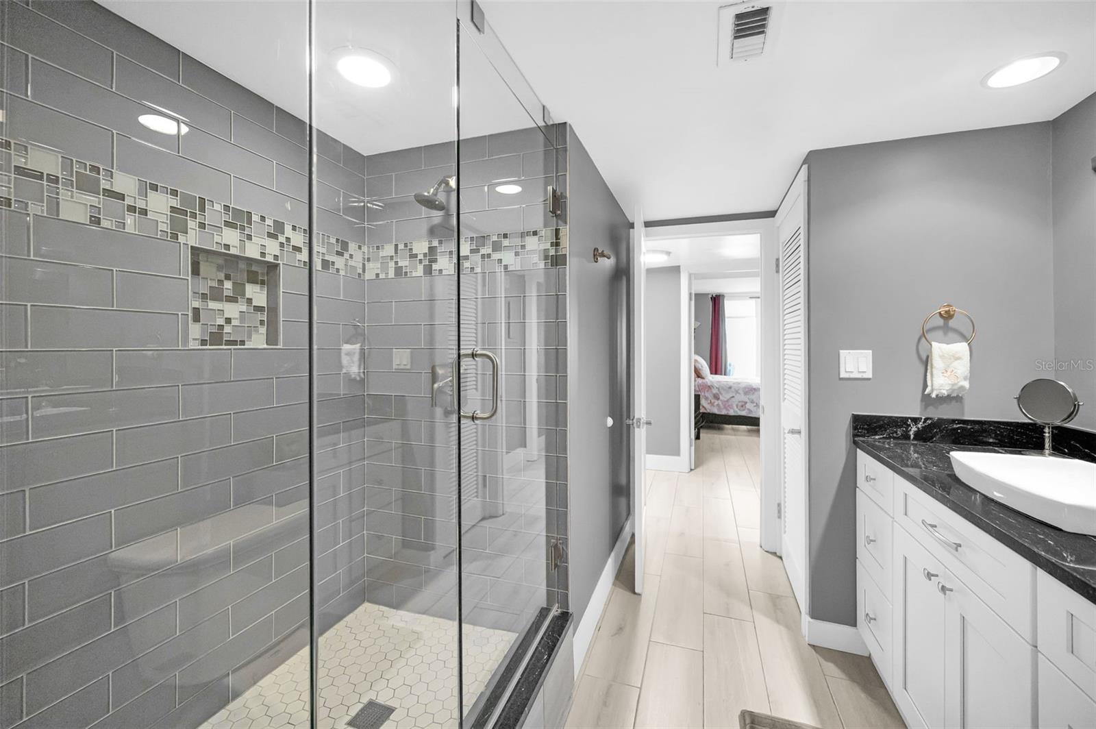 Image 7 of 79 For 1460 Gulf Boulevard 506