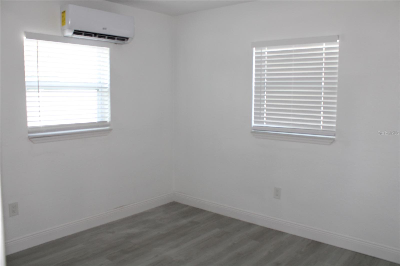 Image 7 of 13 For 6101 Dublin Drive