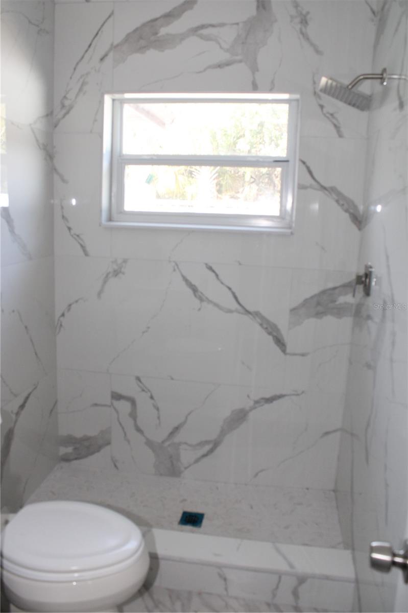 Image 8 of 13 For 6101 Dublin Drive