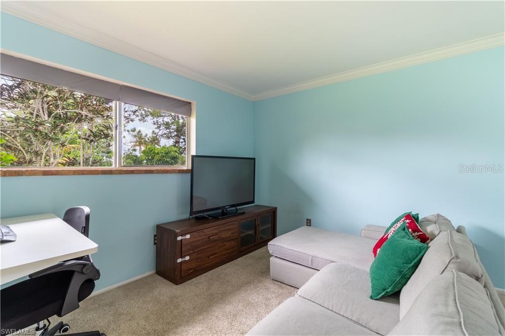 Image 9 of 20 For 1014 Pine Isle Lane 1014