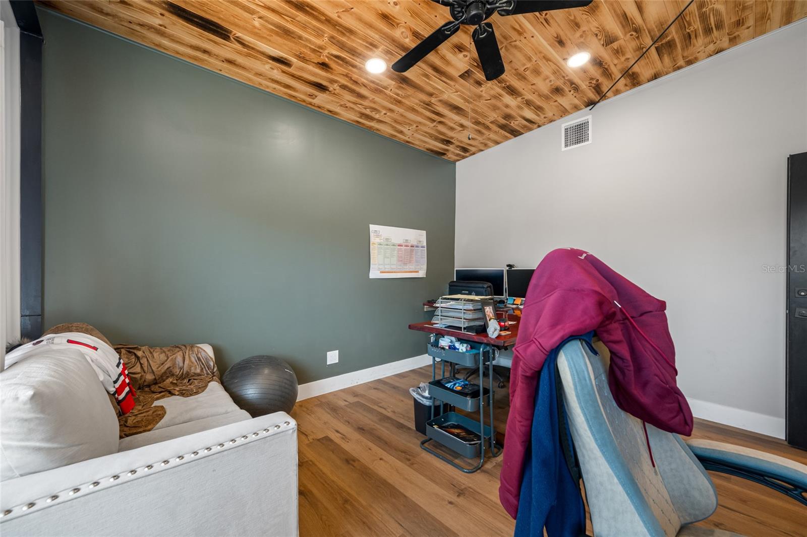 Image 13 of 45 For 620 Union Street