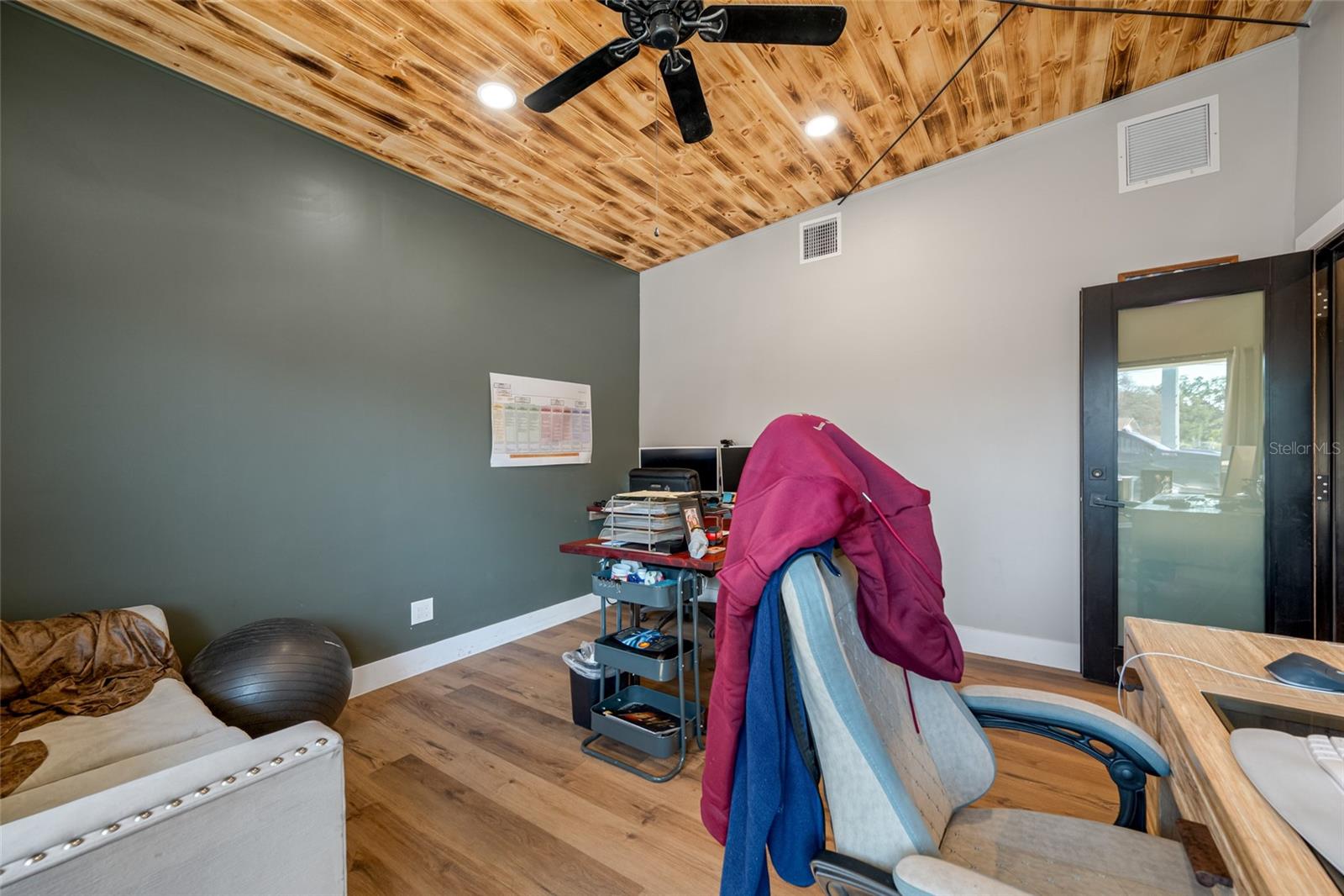 Image 14 of 45 For 620 Union Street