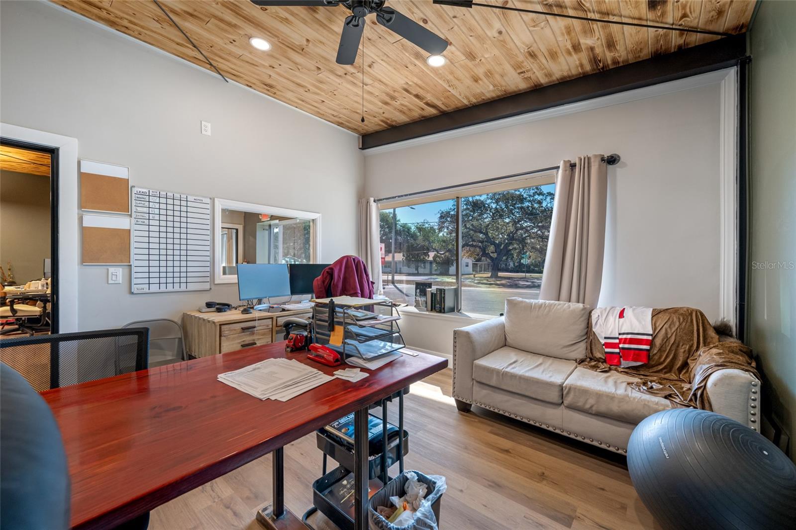 Image 17 of 45 For 620 Union Street