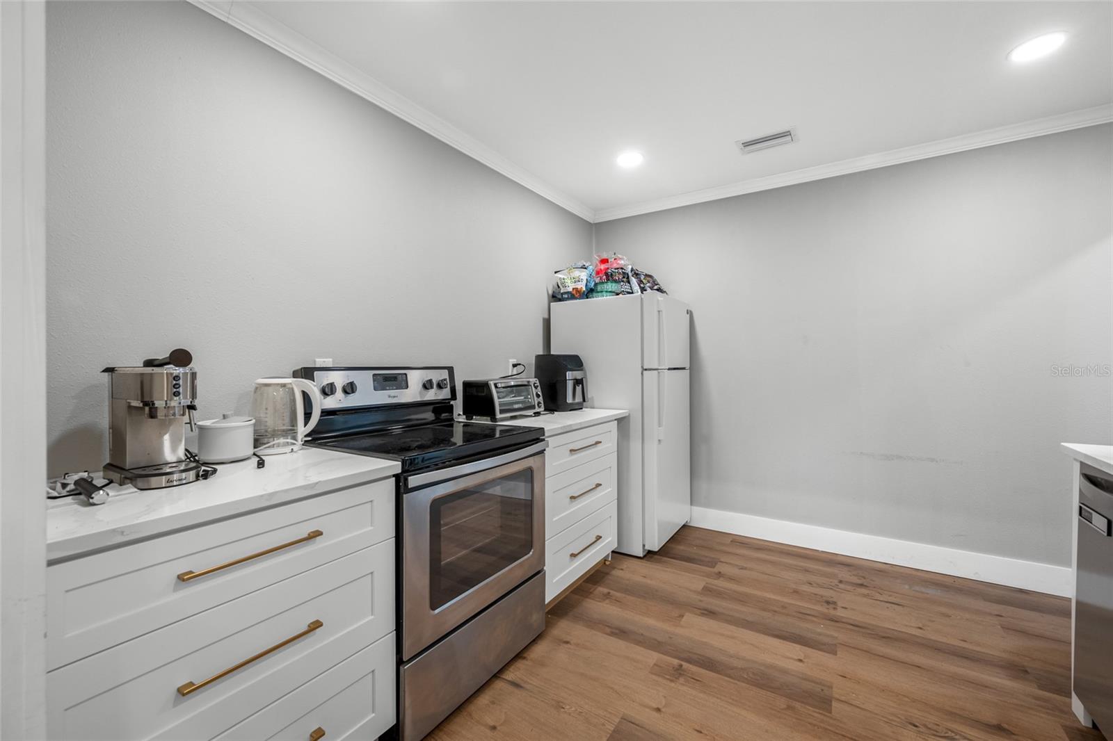 Image 18 of 45 For 620 Union Street