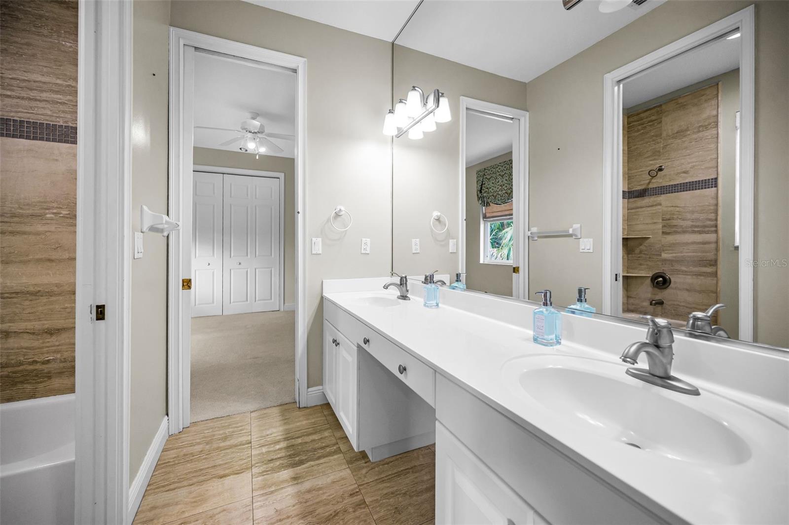 Image 29 of 62 For 2270 Christy Lane