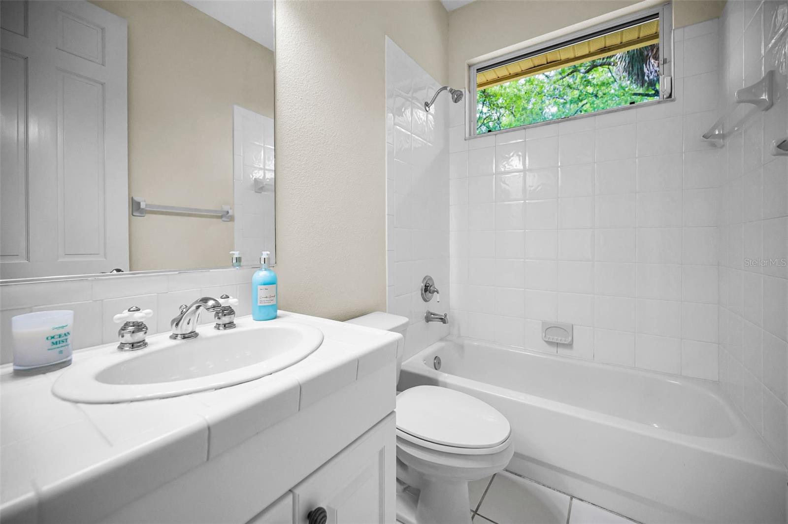 Image 33 of 62 For 2270 Christy Lane