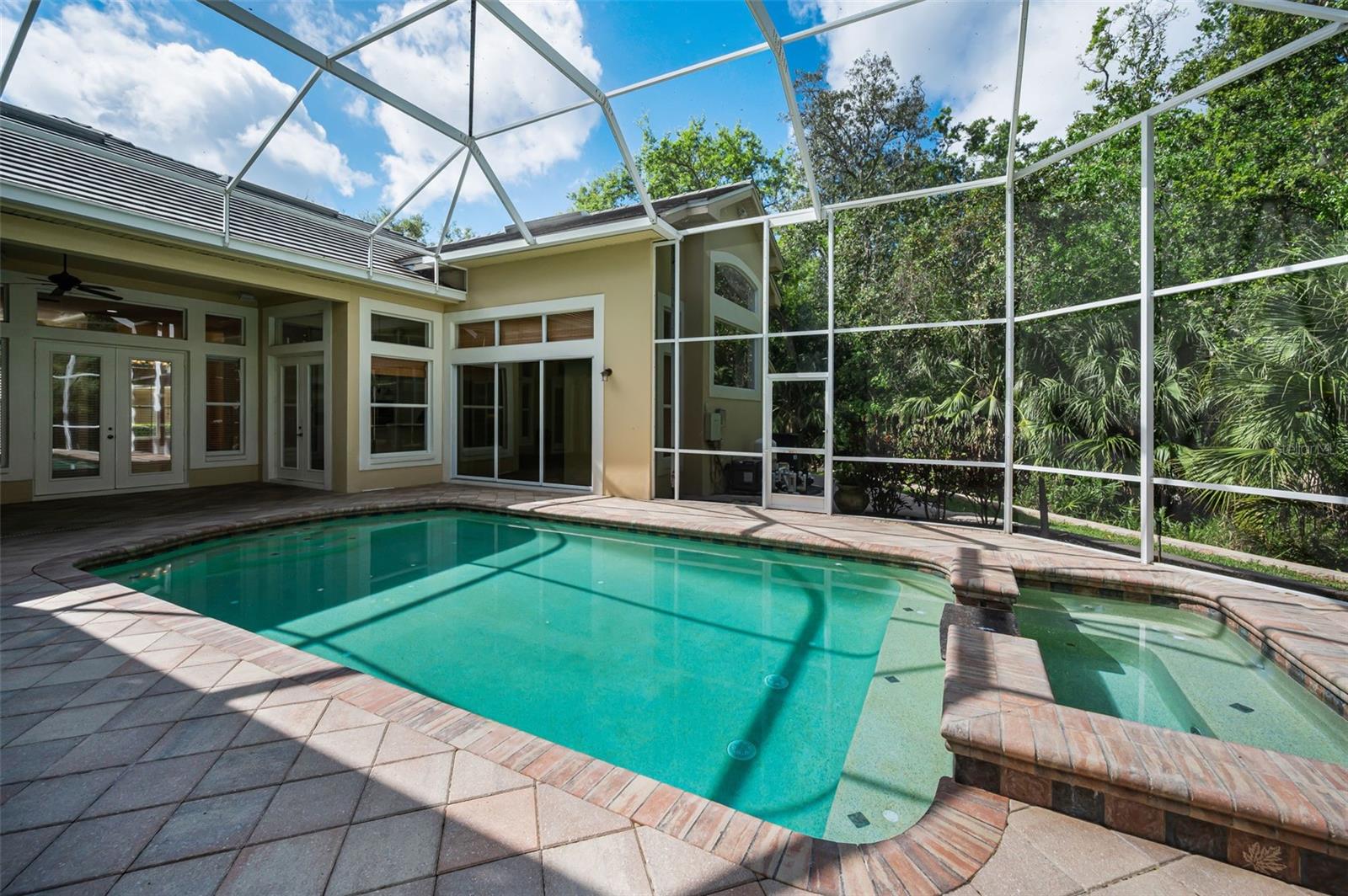 Image 44 of 62 For 2270 Christy Lane