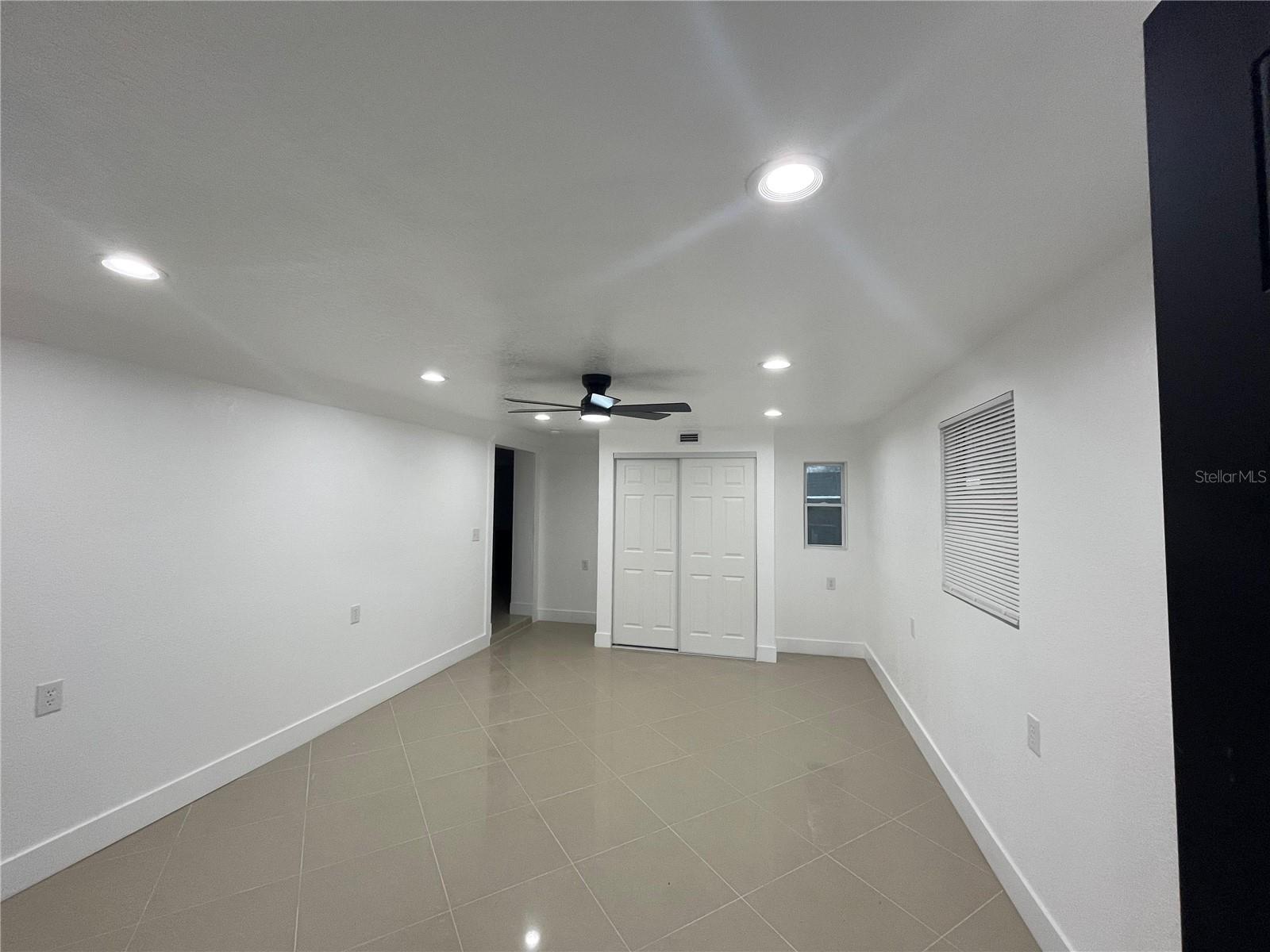 Image 5 of 34 For 7119-7121 Oakwood