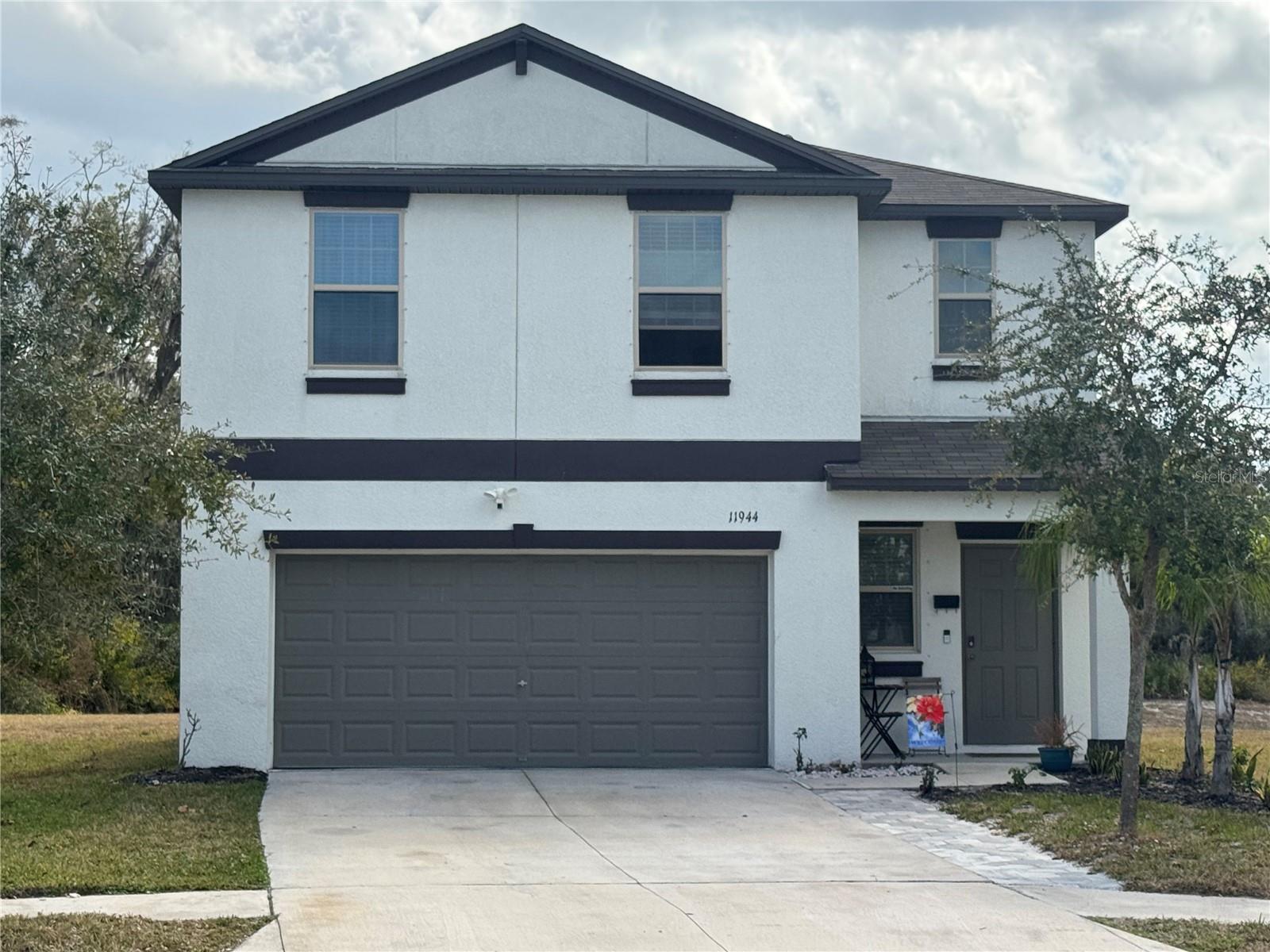 Listing Details for 11944 Miracle Mile Drive, RIVERVIEW, FL 33578