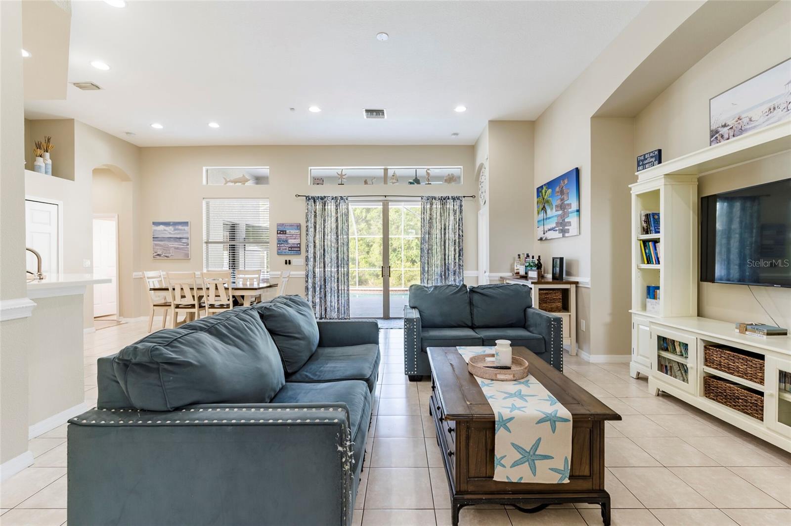 Image 17 of 52 For 1951 Tarragon Lane