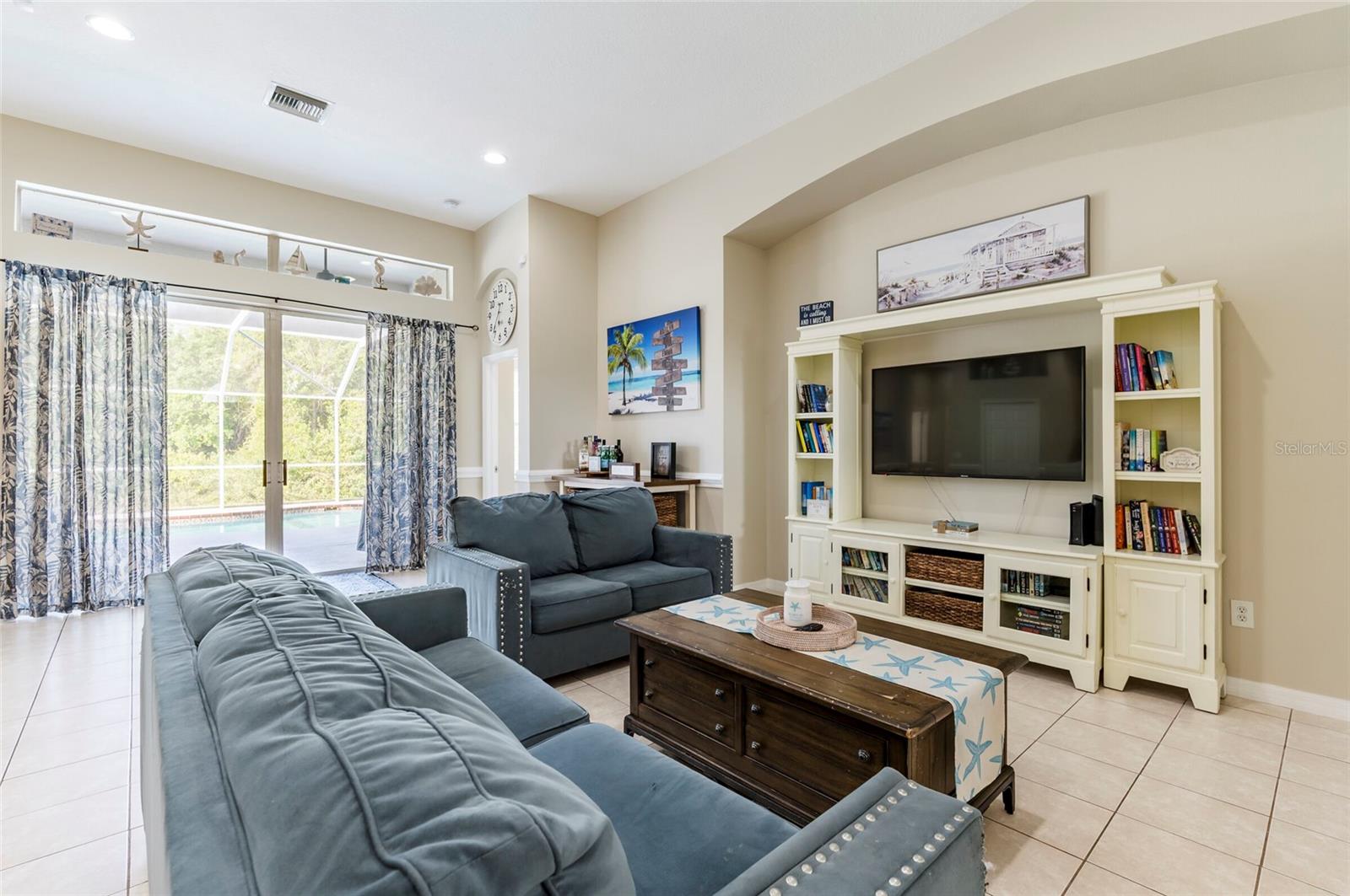 Image 18 of 52 For 1951 Tarragon Lane