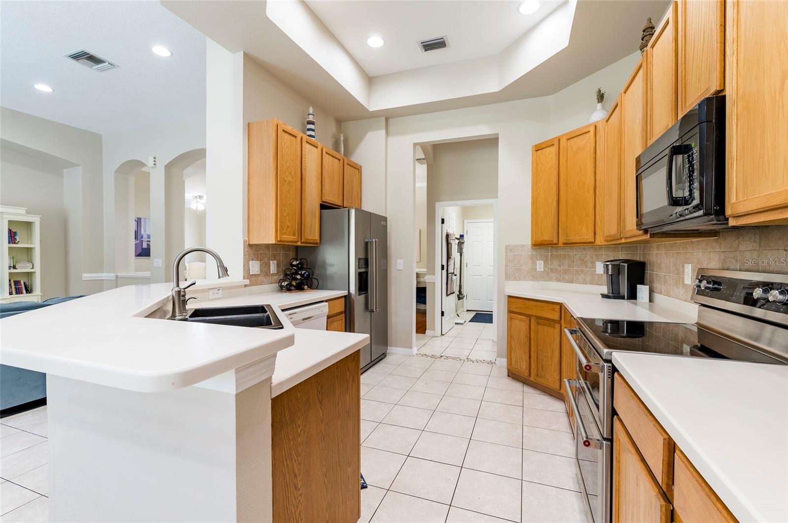 Image 23 of 52 For 1951 Tarragon Lane