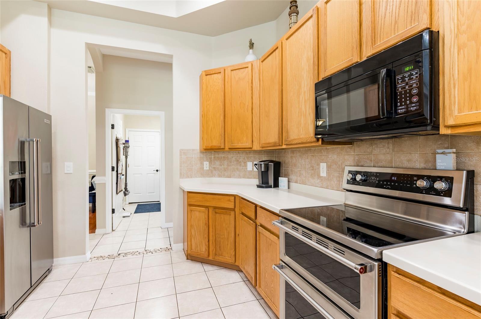 Image 24 of 52 For 1951 Tarragon Lane