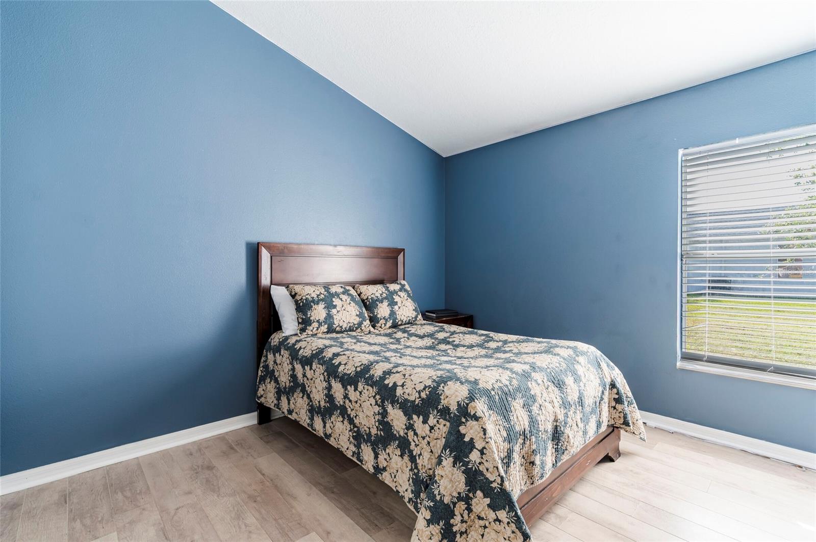 Image 26 of 52 For 1951 Tarragon Lane