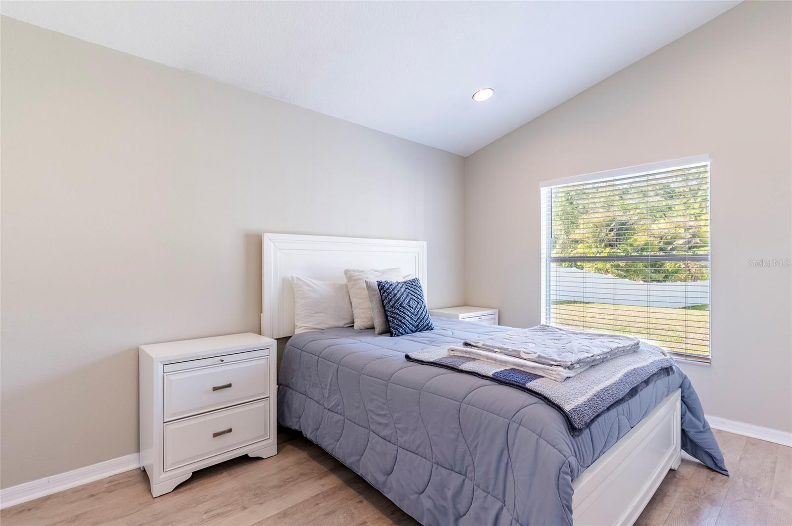 Image 30 of 52 For 1951 Tarragon Lane