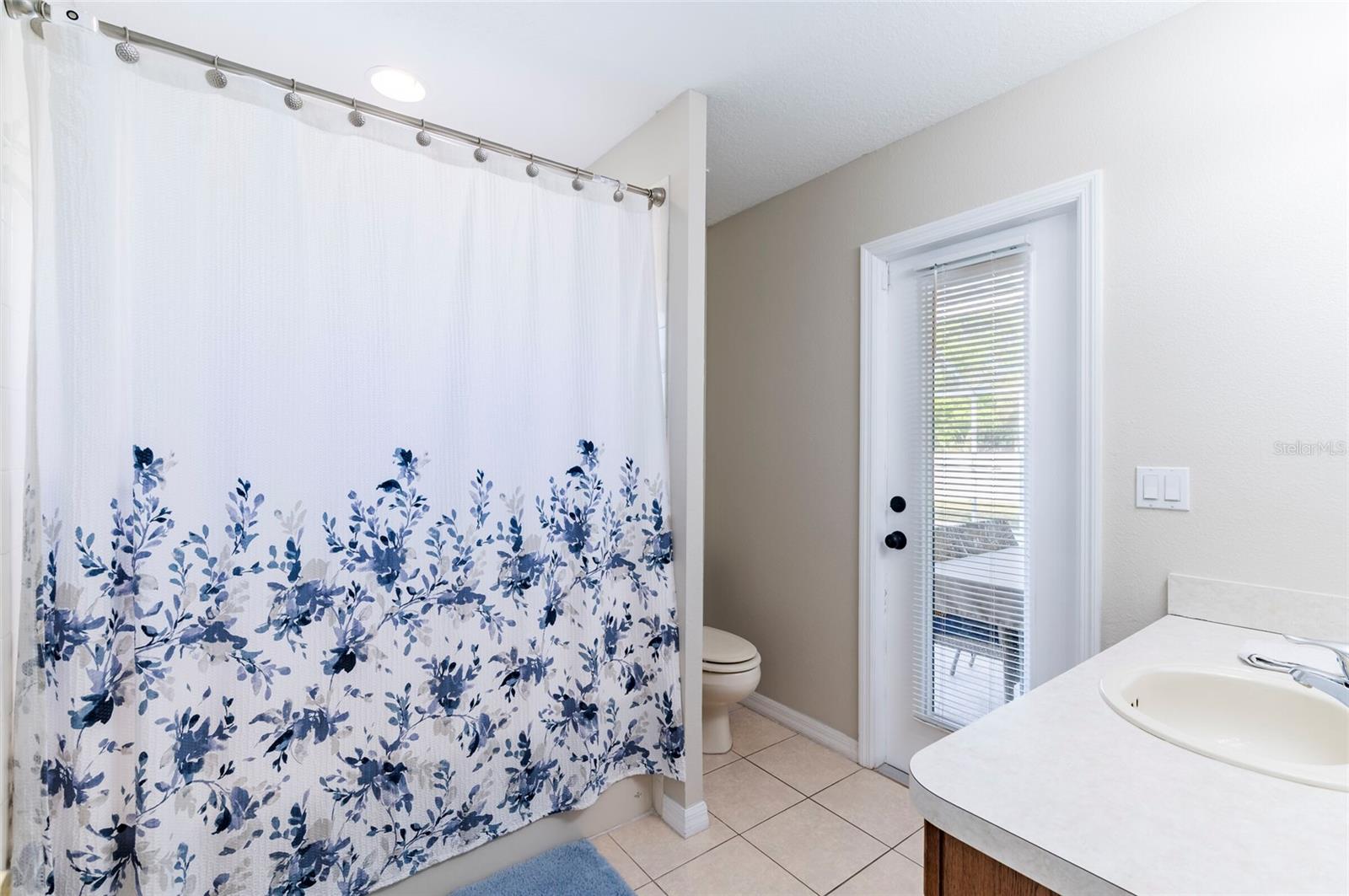 Image 32 of 52 For 1951 Tarragon Lane