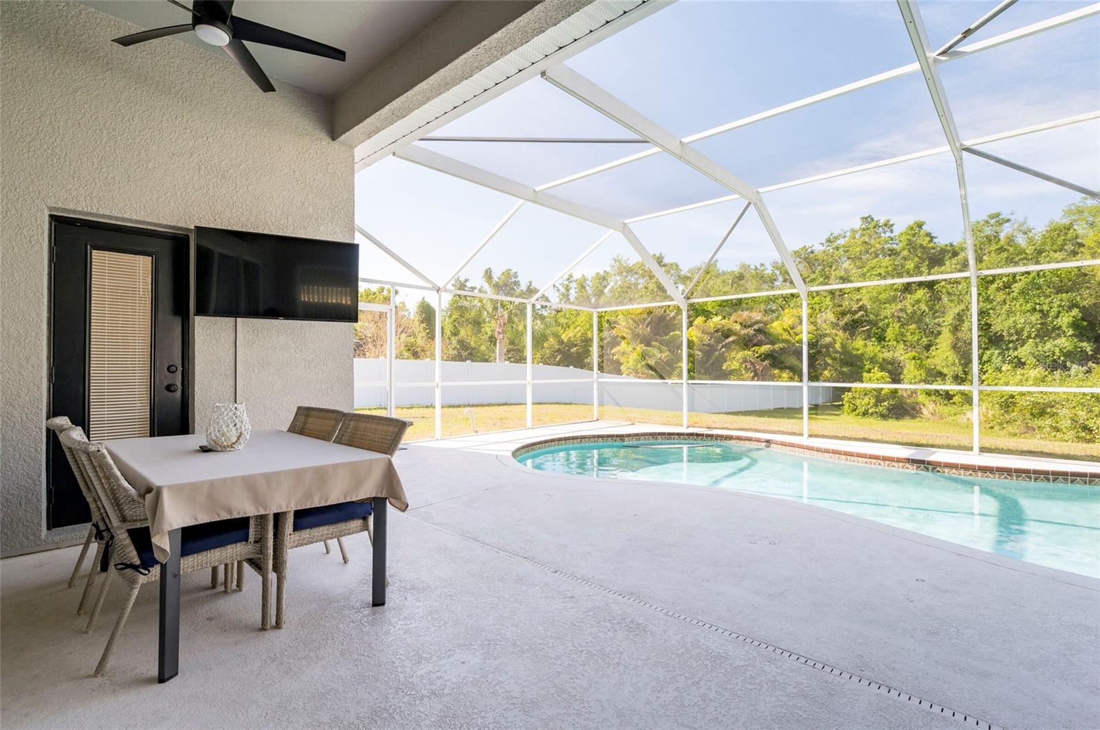 Image 41 of 52 For 1951 Tarragon Lane