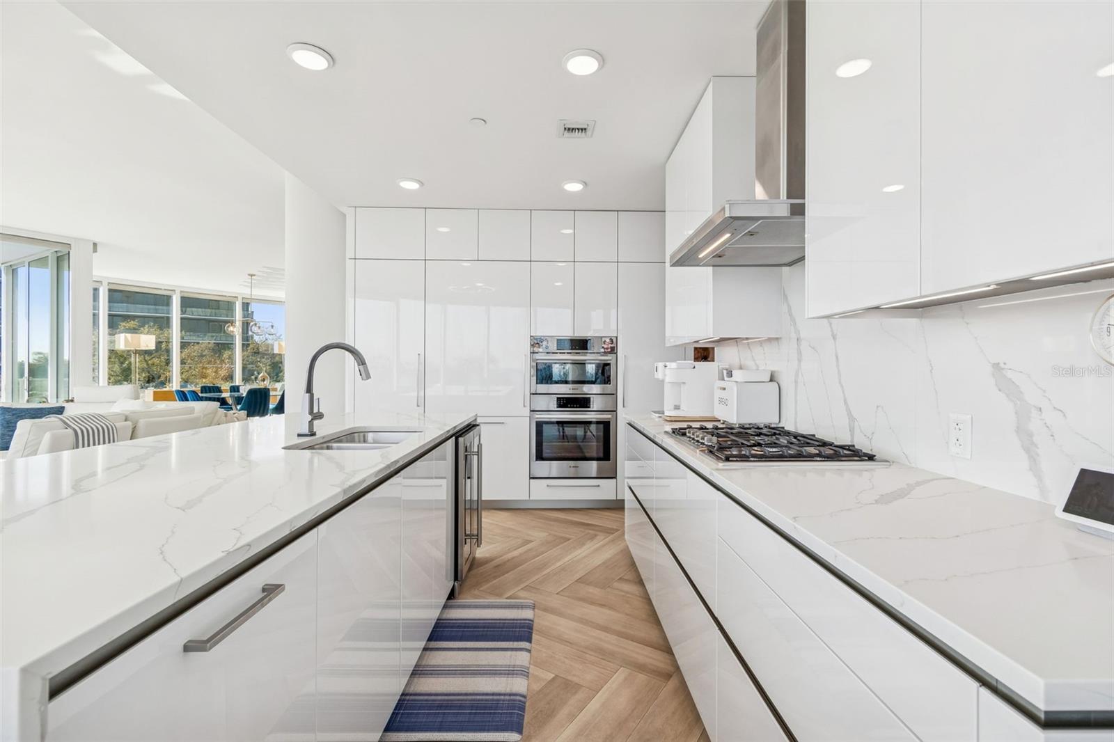 Image 16 of 100 For 2900 Bay To Bay Boulevard 501