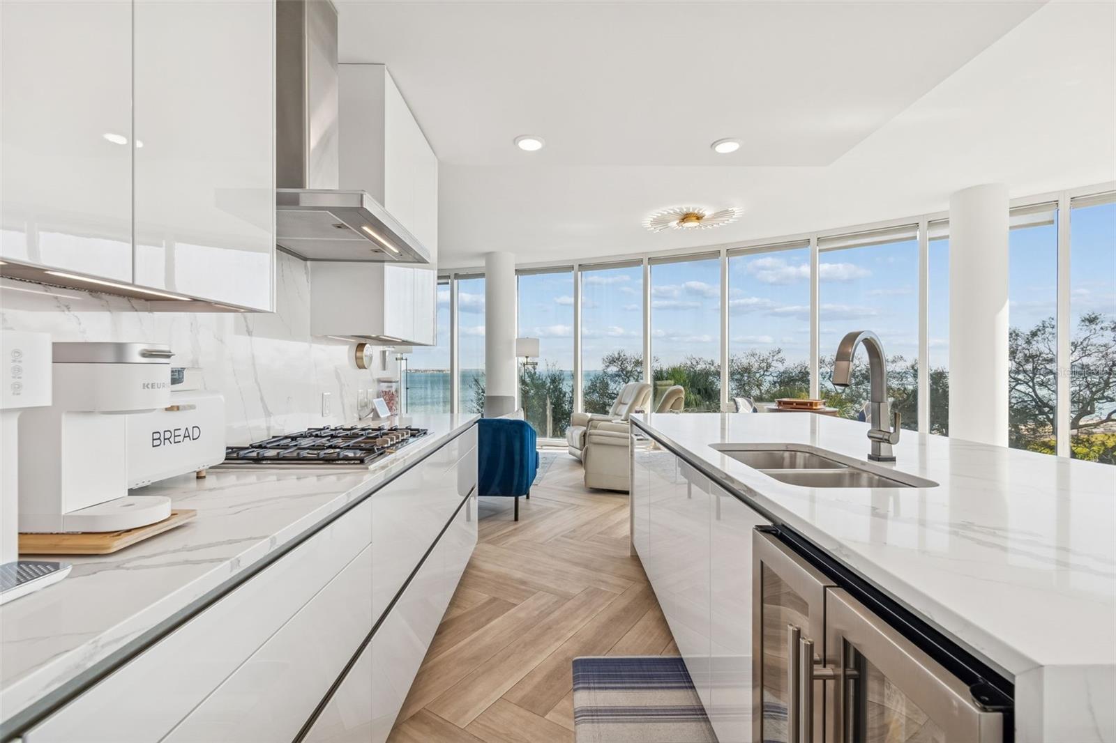 Image 20 of 100 For 2900 Bay To Bay Boulevard 501