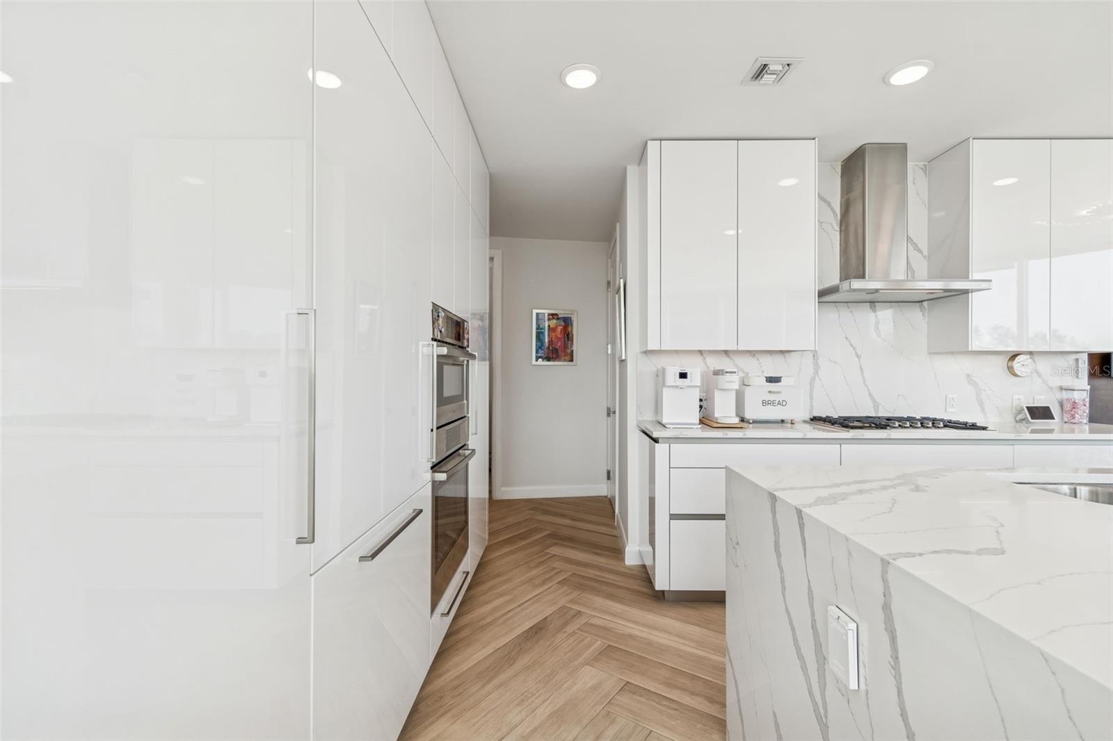 Image 23 of 100 For 2900 Bay To Bay Boulevard 501