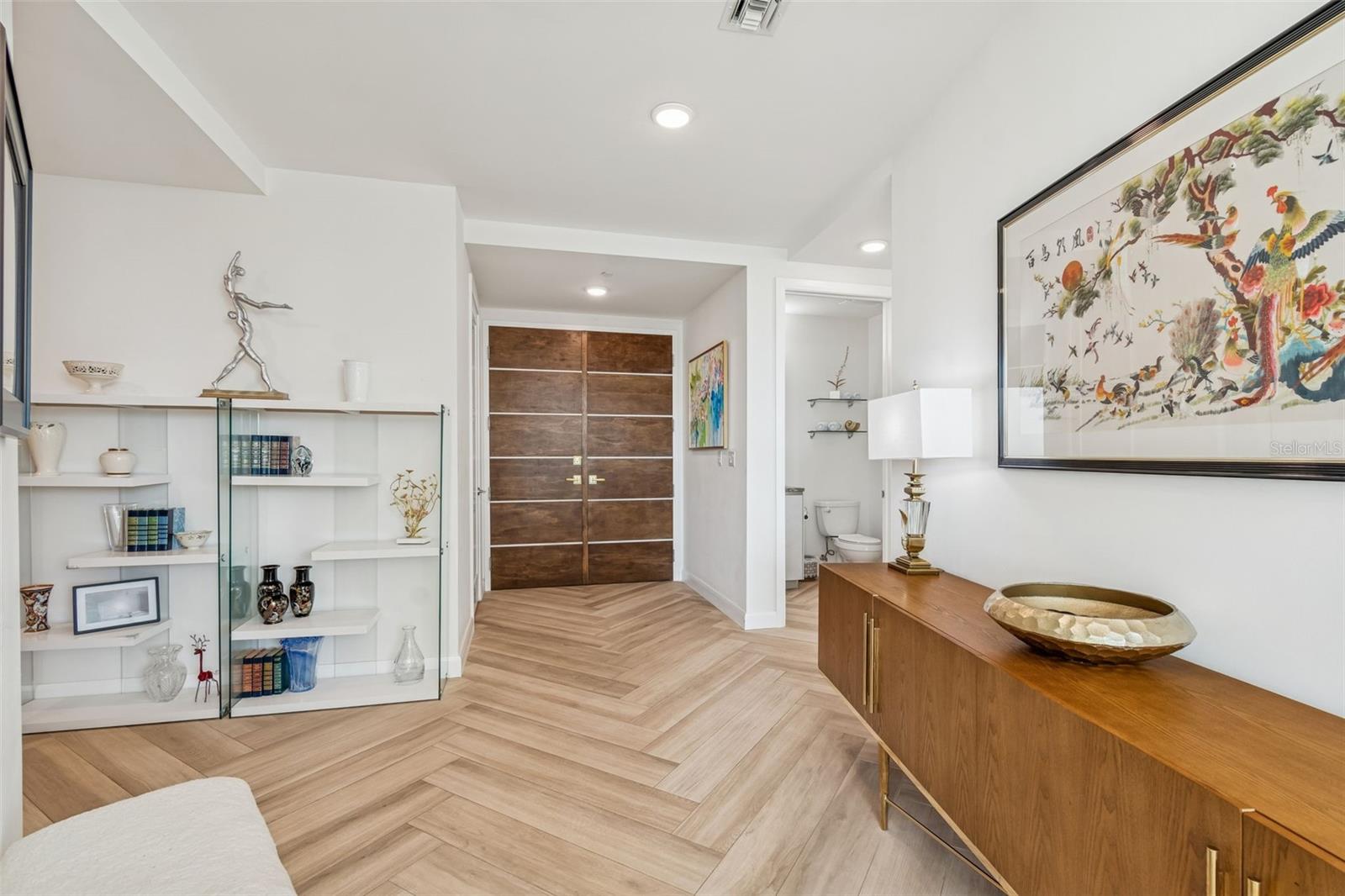 Image 4 of 100 For 2900 Bay To Bay Boulevard 501