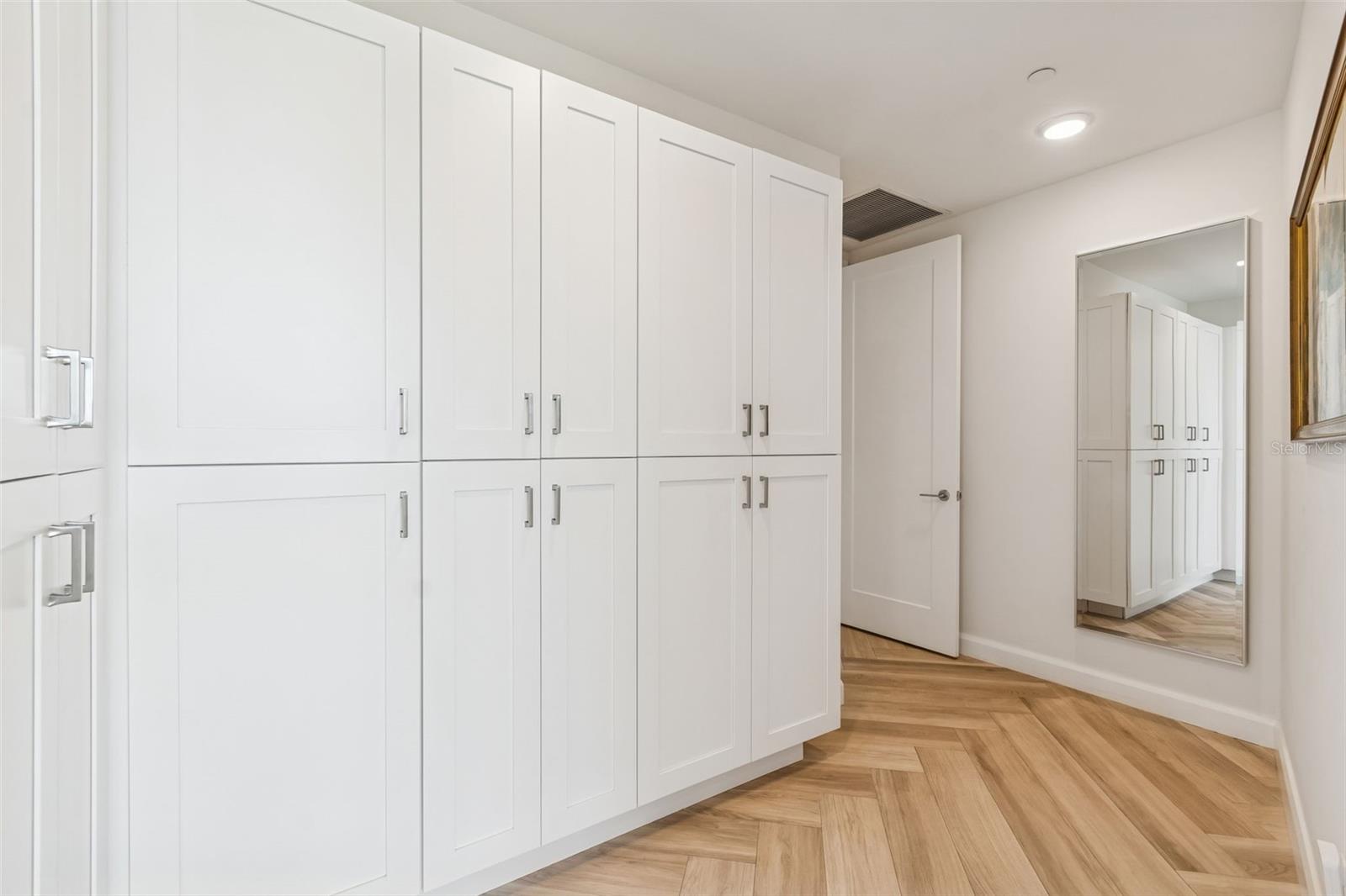 Image 59 of 100 For 2900 Bay To Bay Boulevard 501