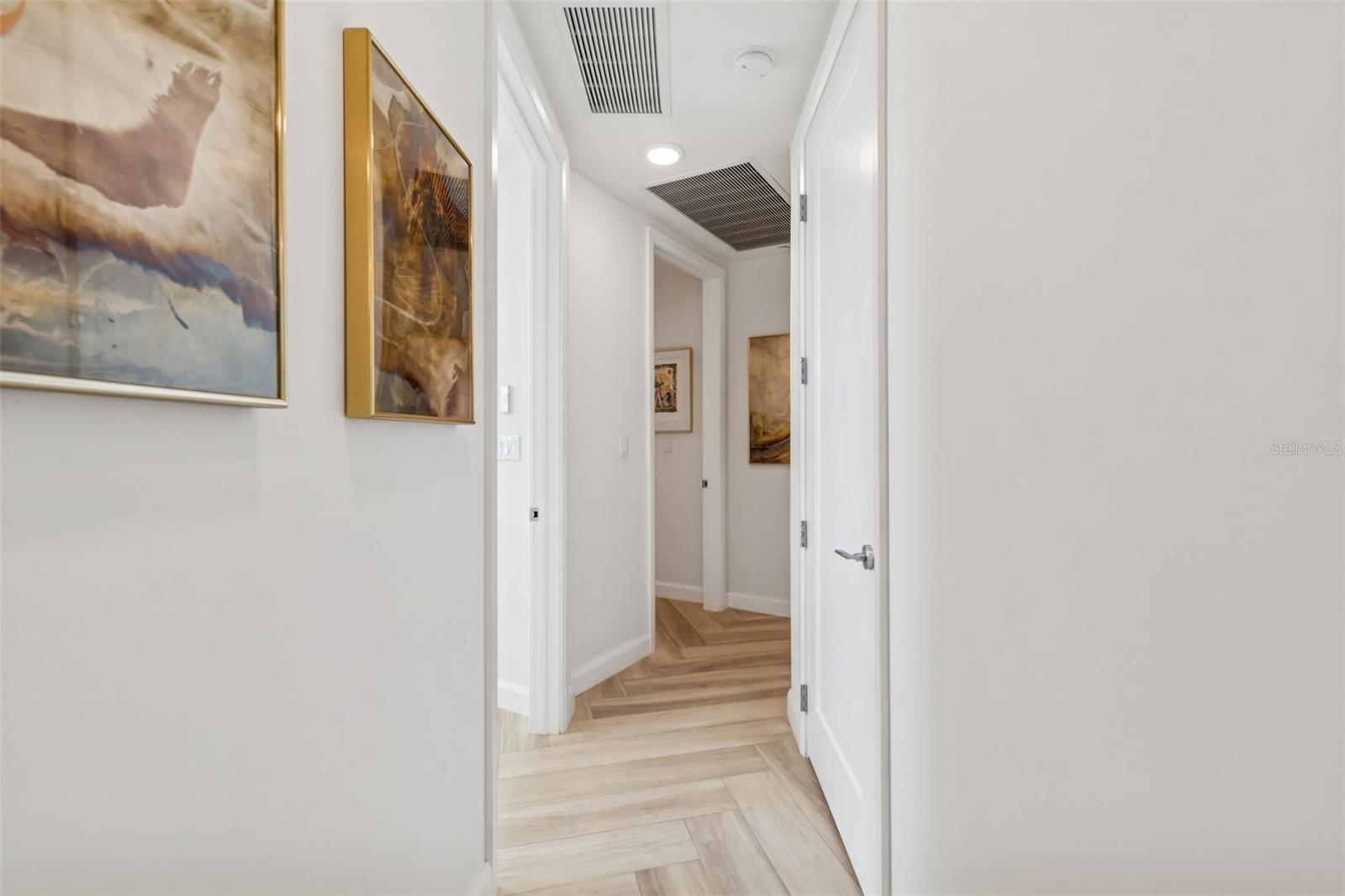 Image 67 of 100 For 2900 Bay To Bay Boulevard 501