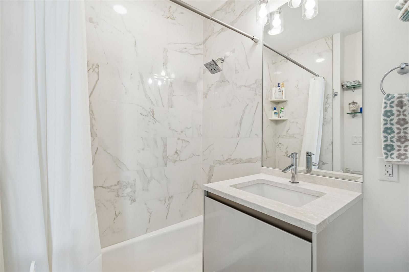 Image 75 of 100 For 2900 Bay To Bay Boulevard 501