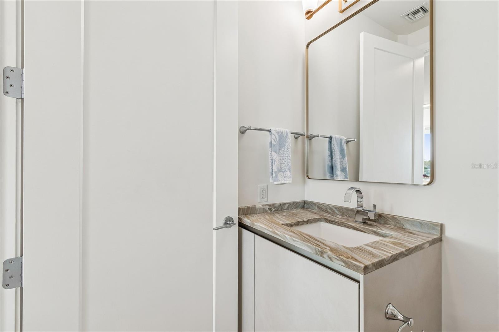 Image 78 of 100 For 2900 Bay To Bay Boulevard 501