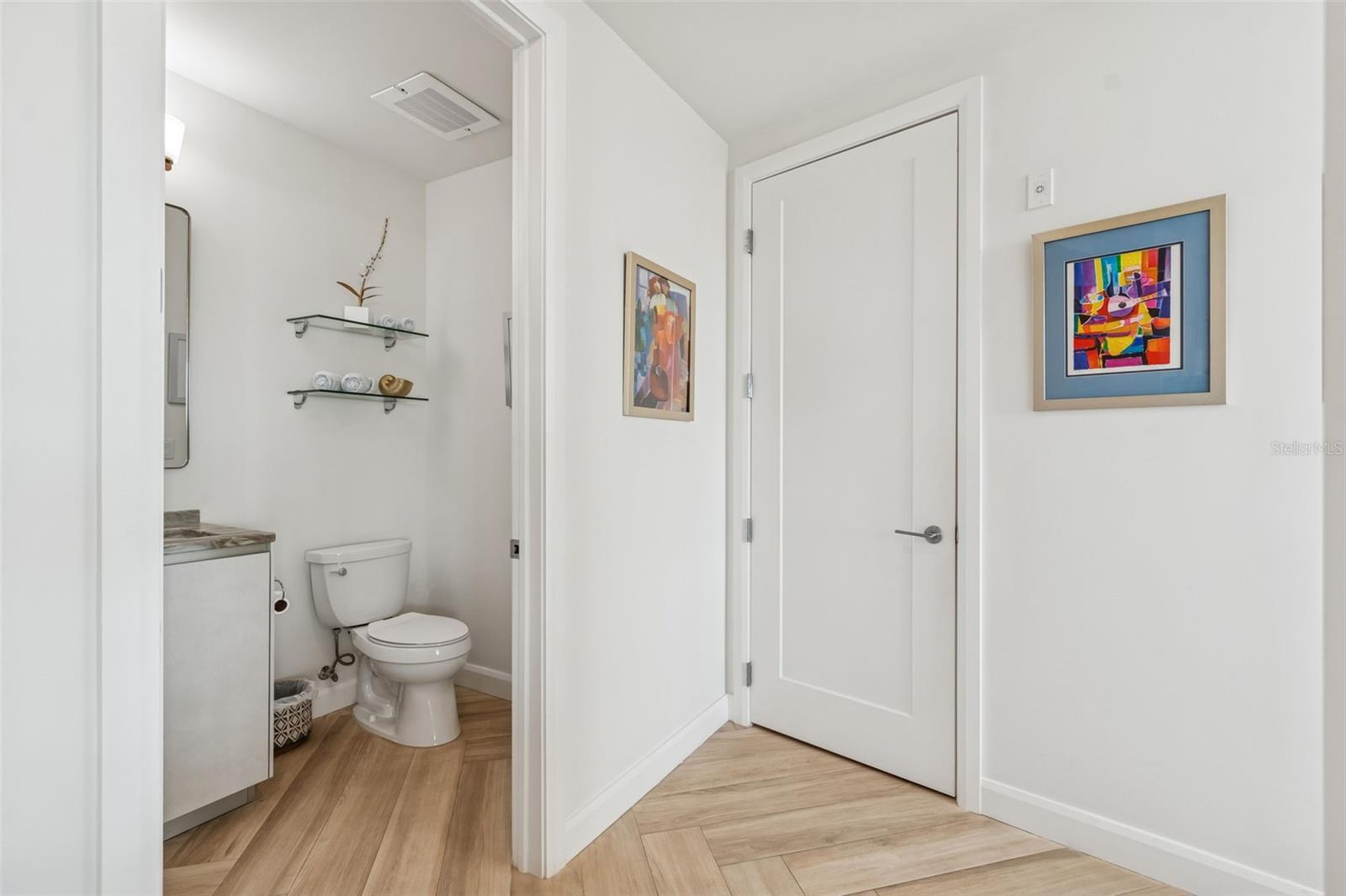 Image 79 of 100 For 2900 Bay To Bay Boulevard 501