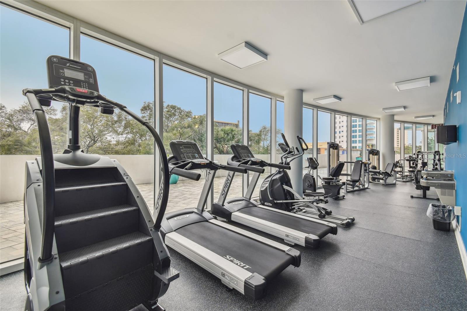 Image 89 of 100 For 2900 Bay To Bay Boulevard 501