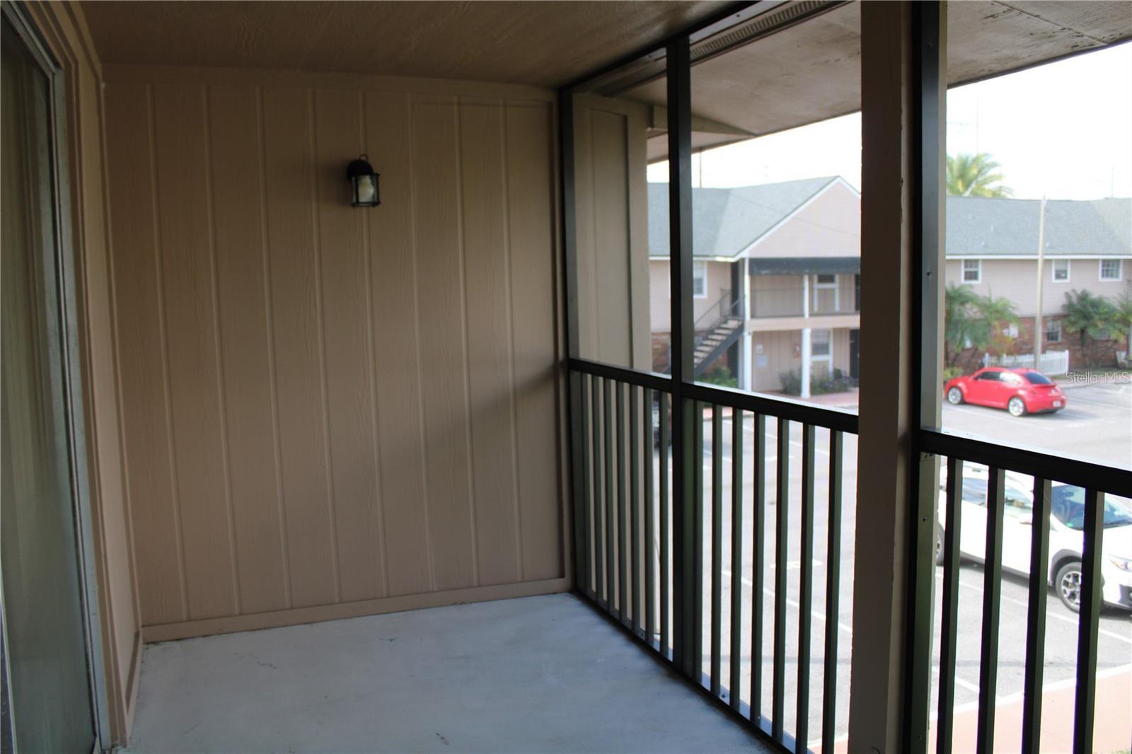 Image 11 of 20 For 200 Country Club Drive 802