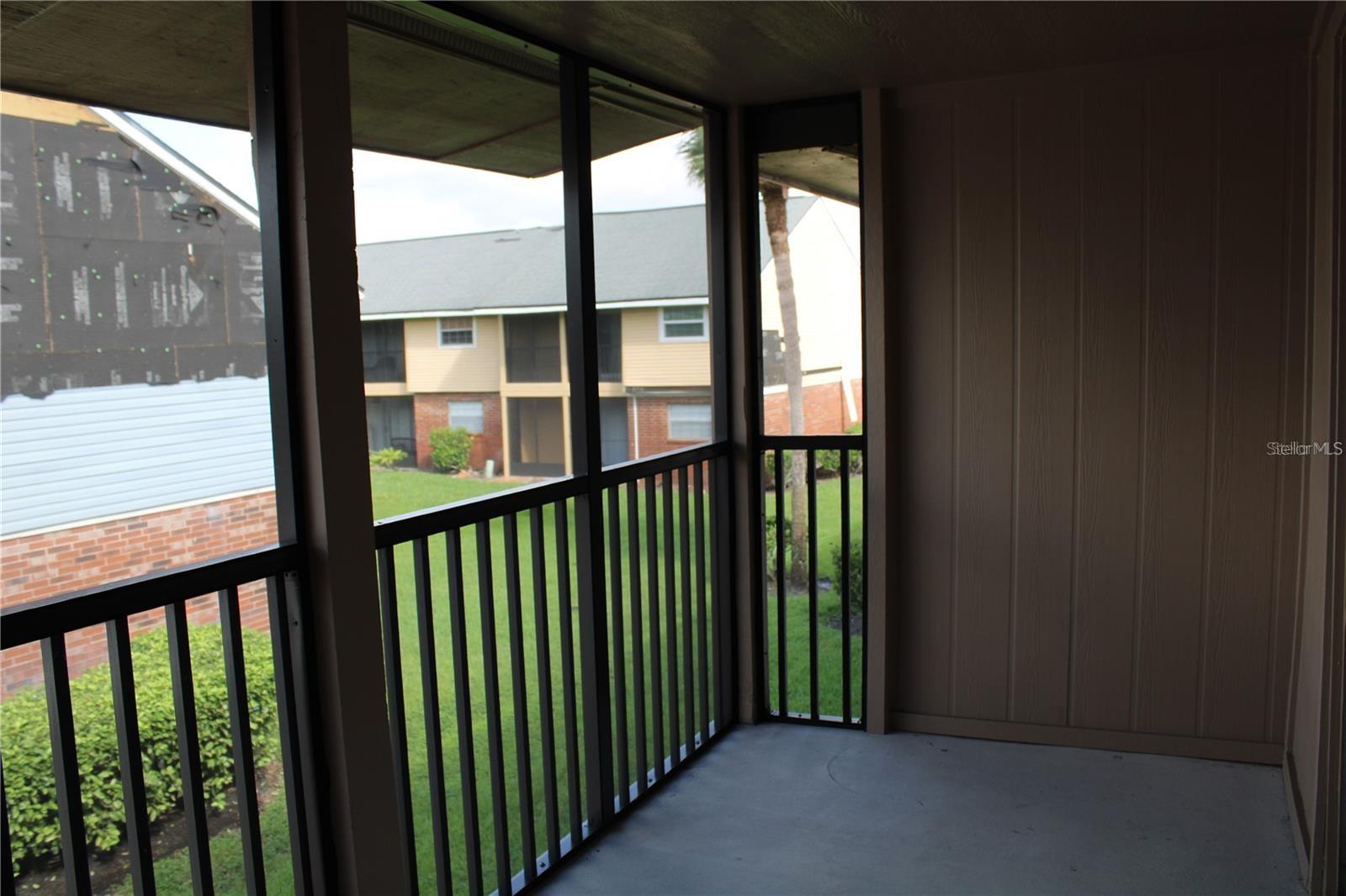 Image 12 of 20 For 200 Country Club Drive 802