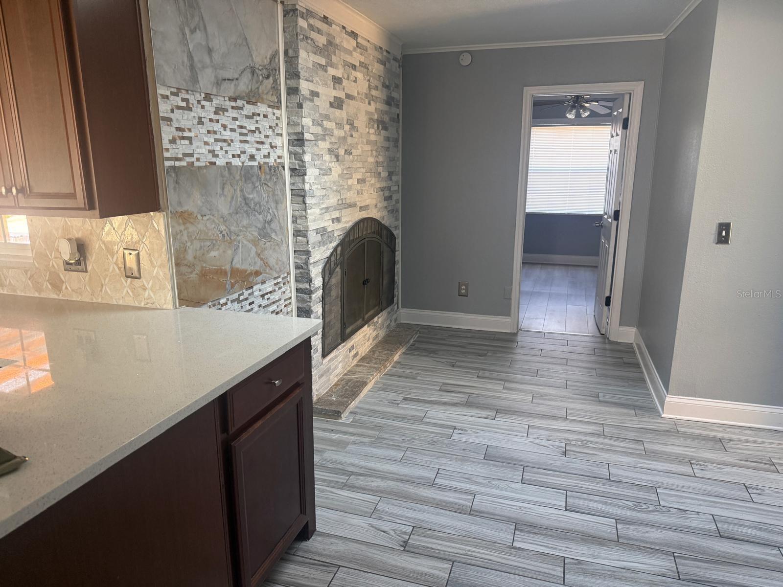 Listing photo id 1 for 8515 Peppercorn Drive