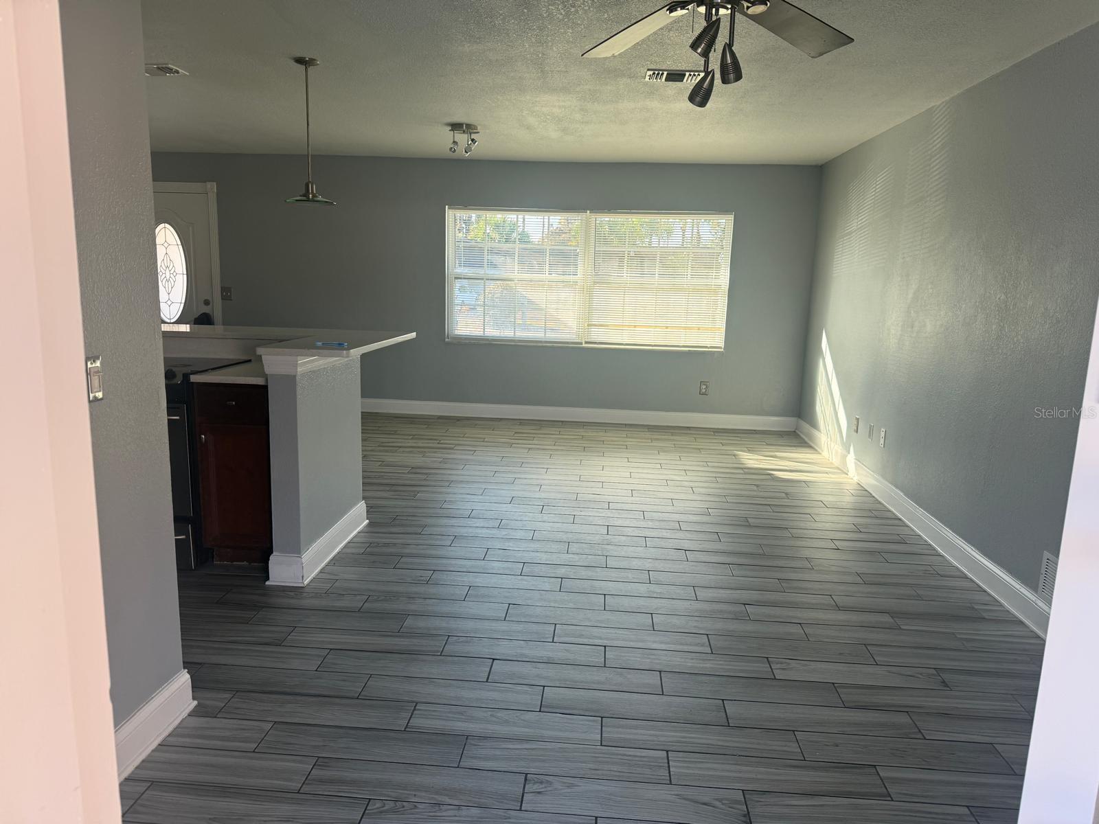 Listing photo id 7 for 8515 Peppercorn Drive