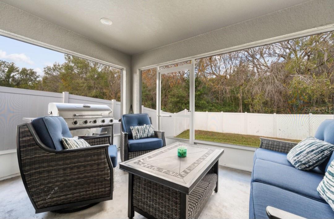 Image 20 of 30 For 979 Pearly Ridge Lane