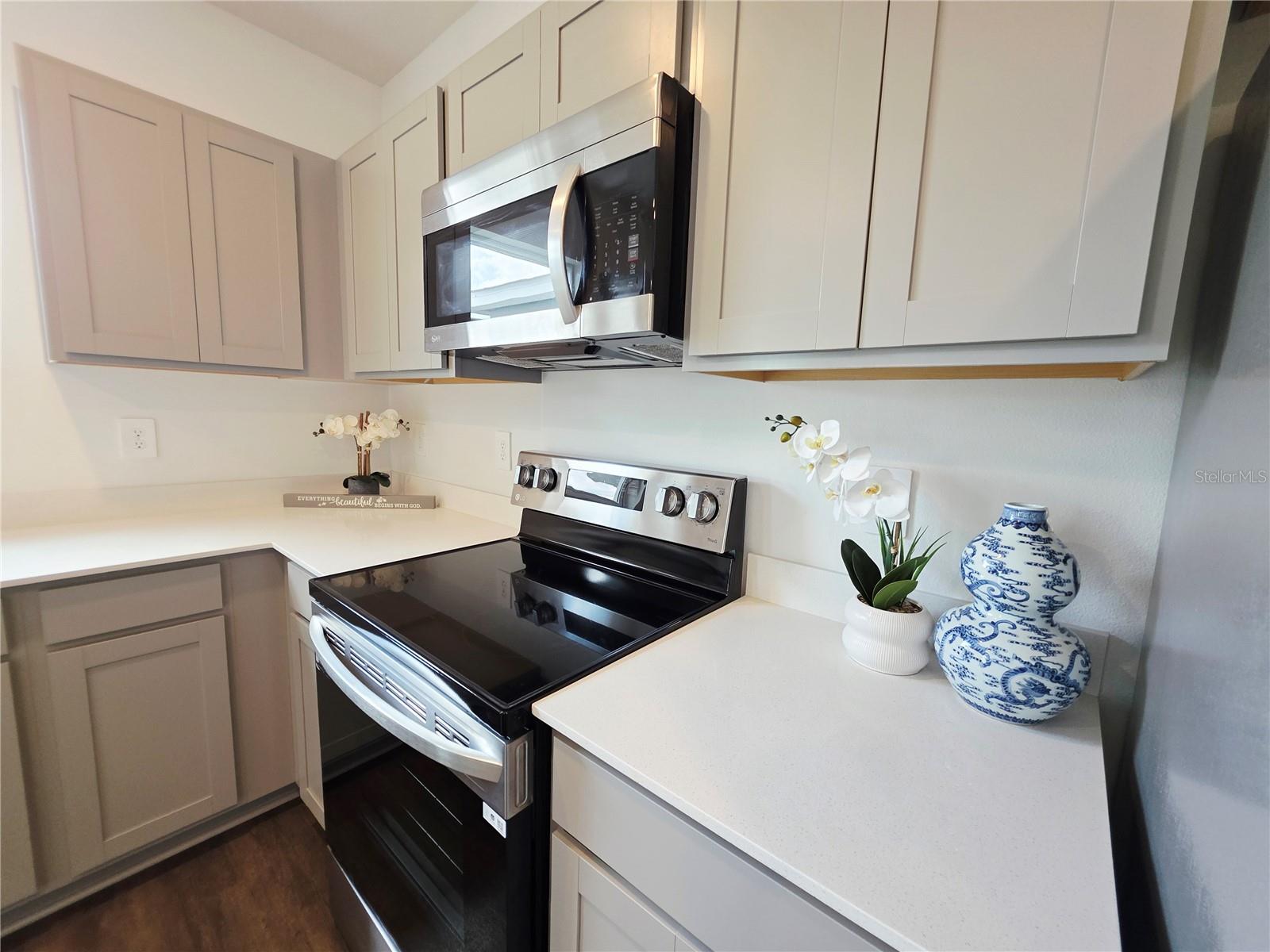 Image 18 of 67 For 13031 Bluff Oak Way