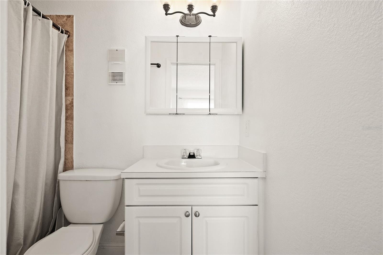 Listing photo id 20 for 13734 Orange Sunset Drive